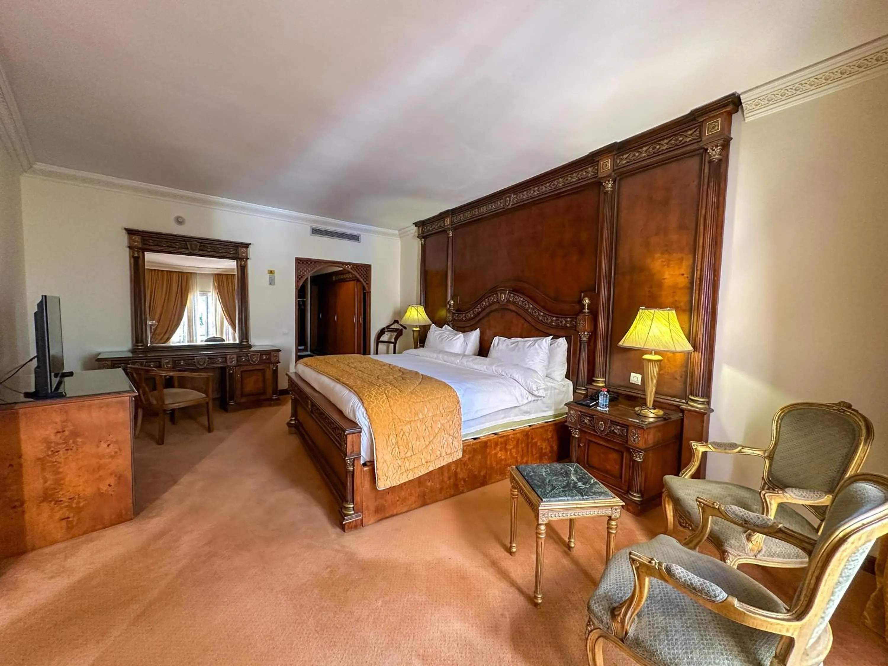 Bed in Grand Mogador Agdal & Spa