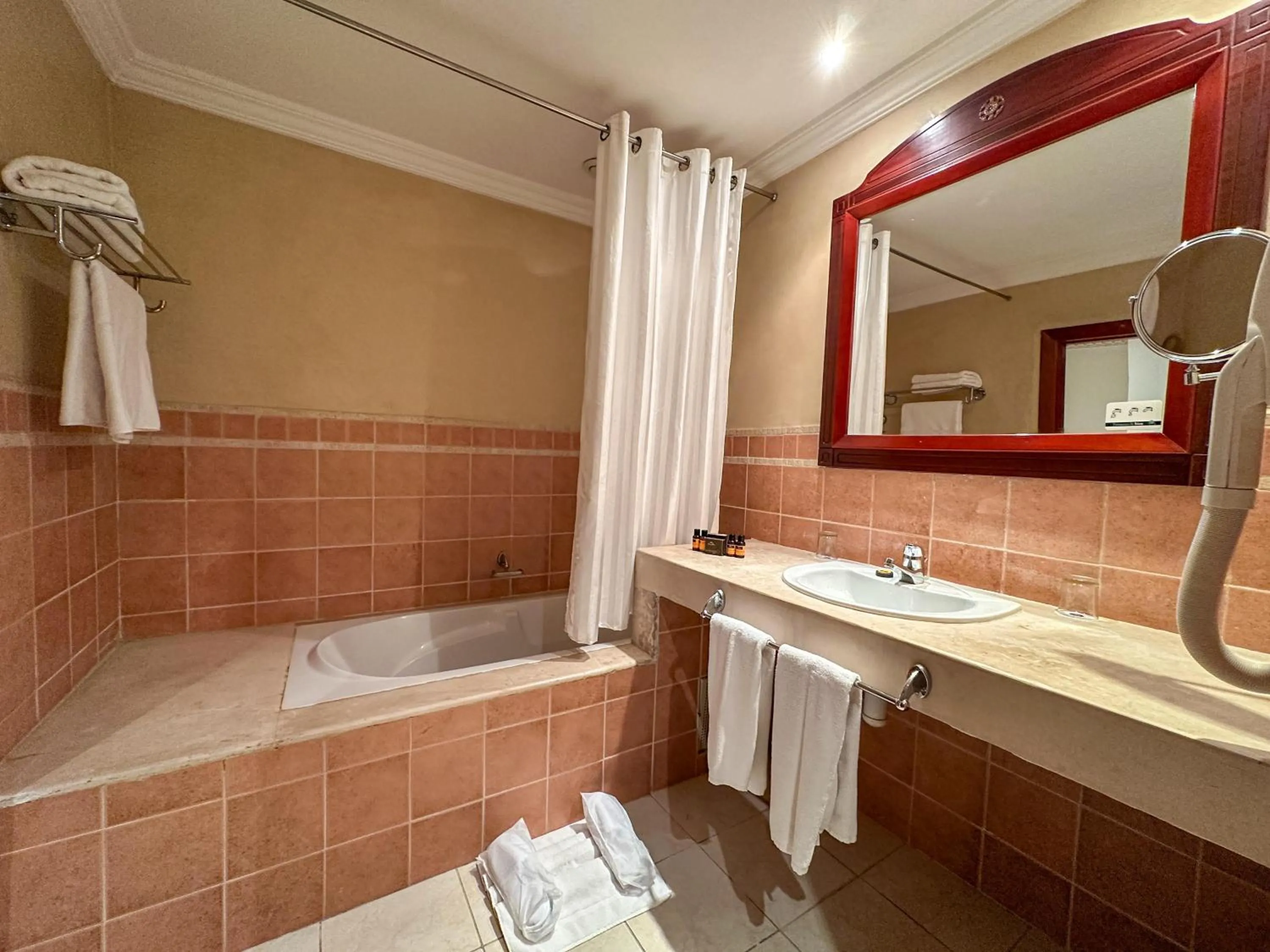 Bathroom in Grand Mogador Agdal & Spa