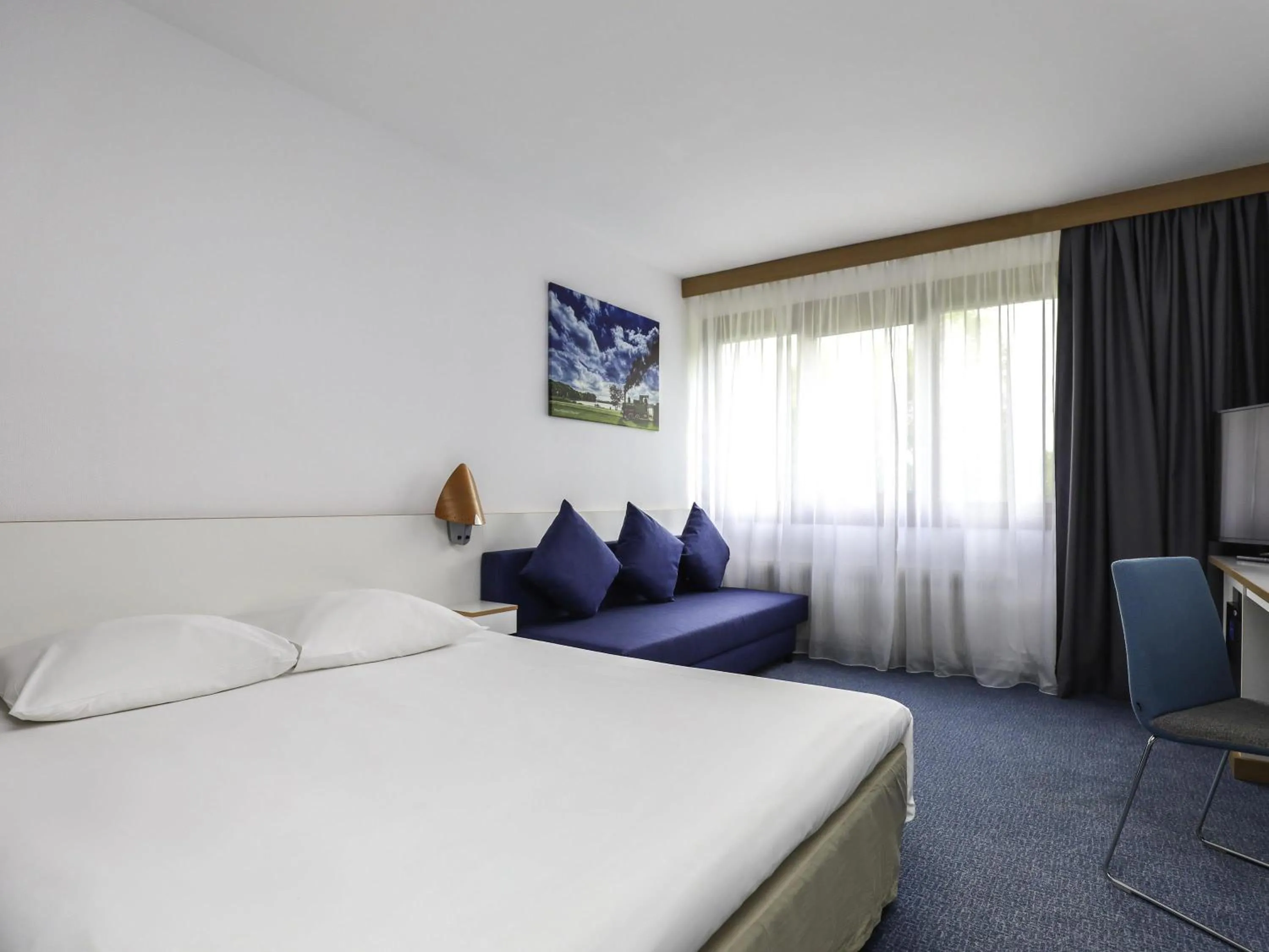 Bedroom, Bed in Novotel Poznań Malta