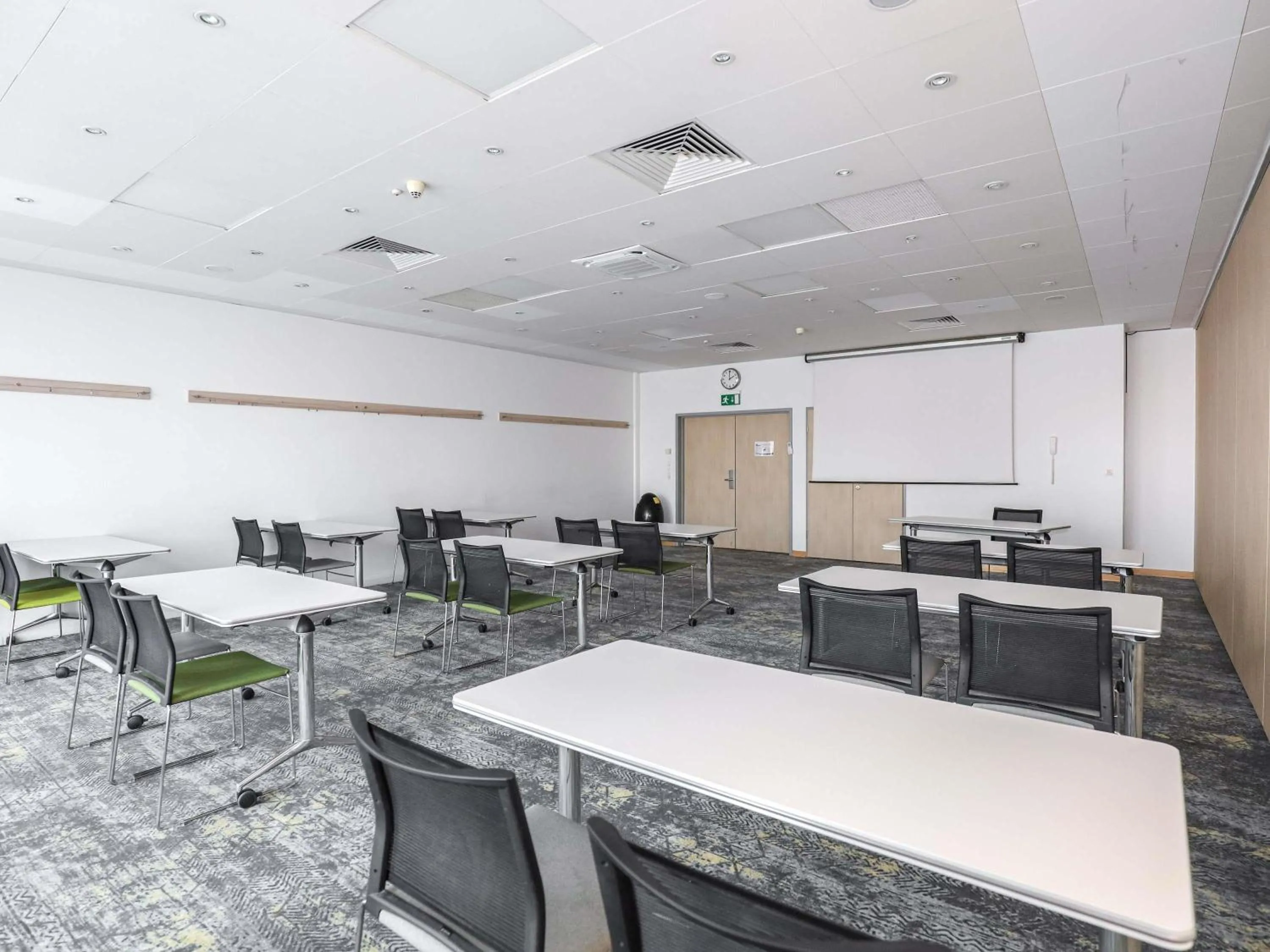 Meeting/conference room in Novotel Poznań Malta