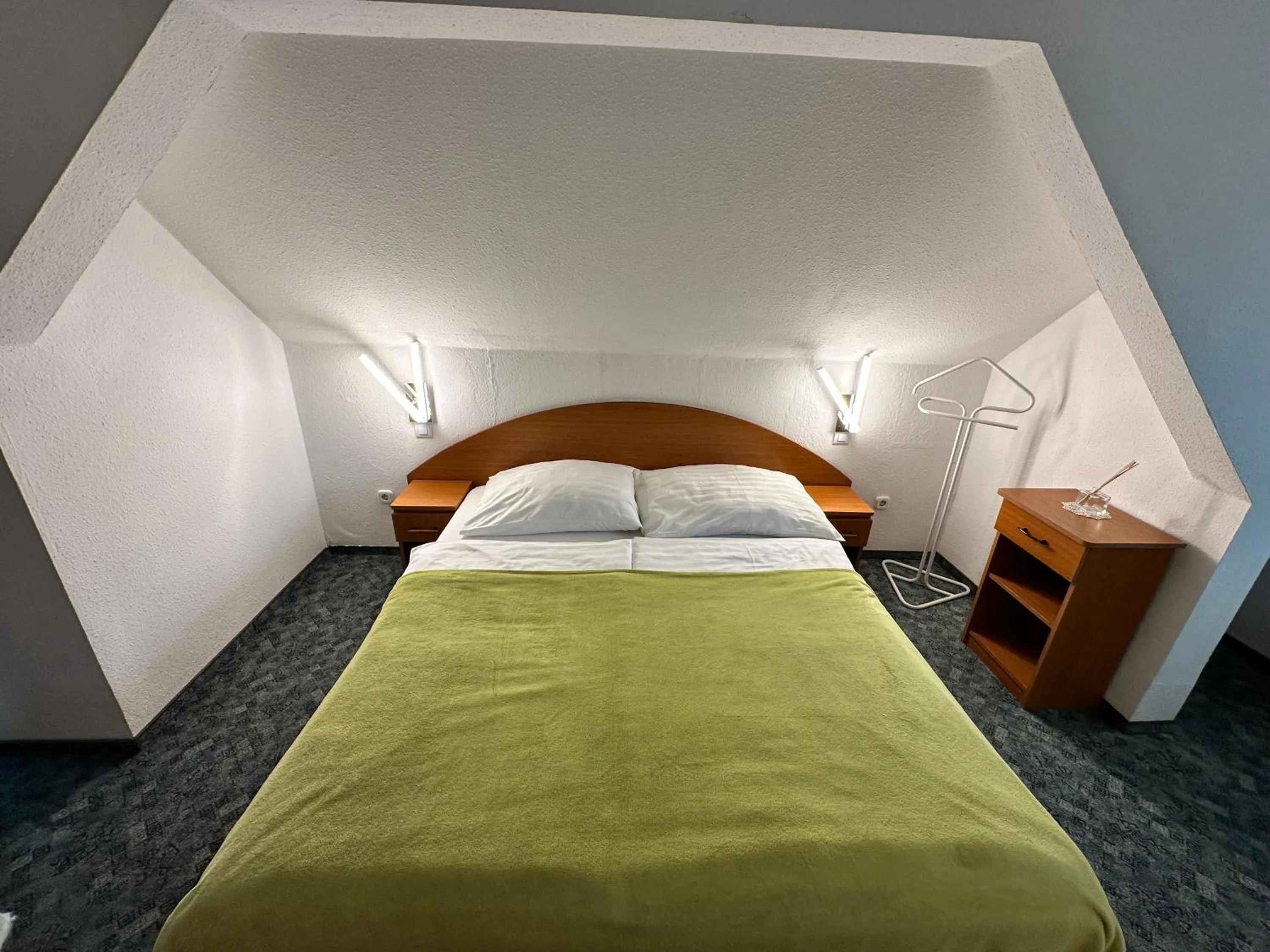 Bed in Villa Valeria Heviz