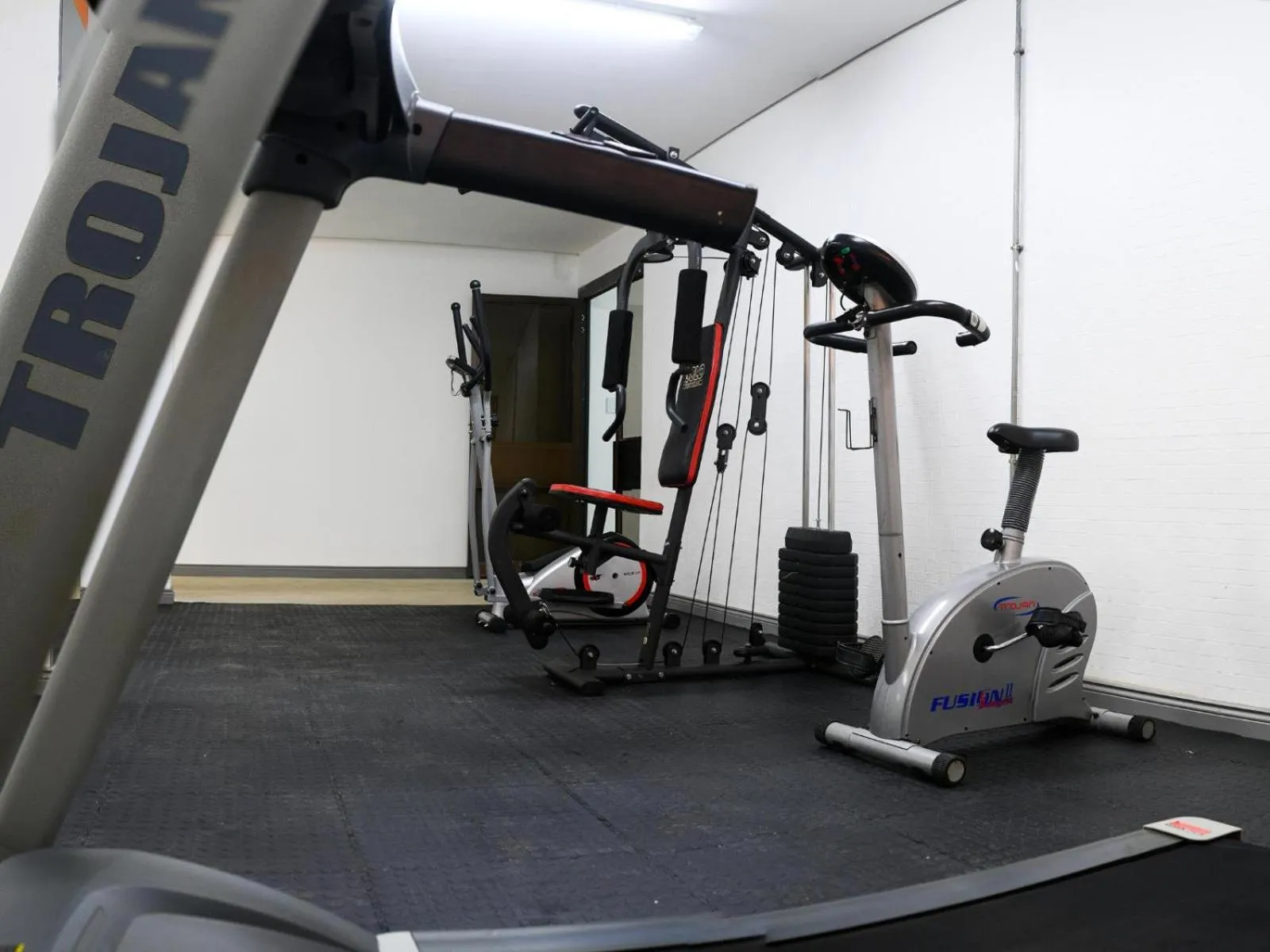 Fitness centre/facilities in Next To Apartment Hotel