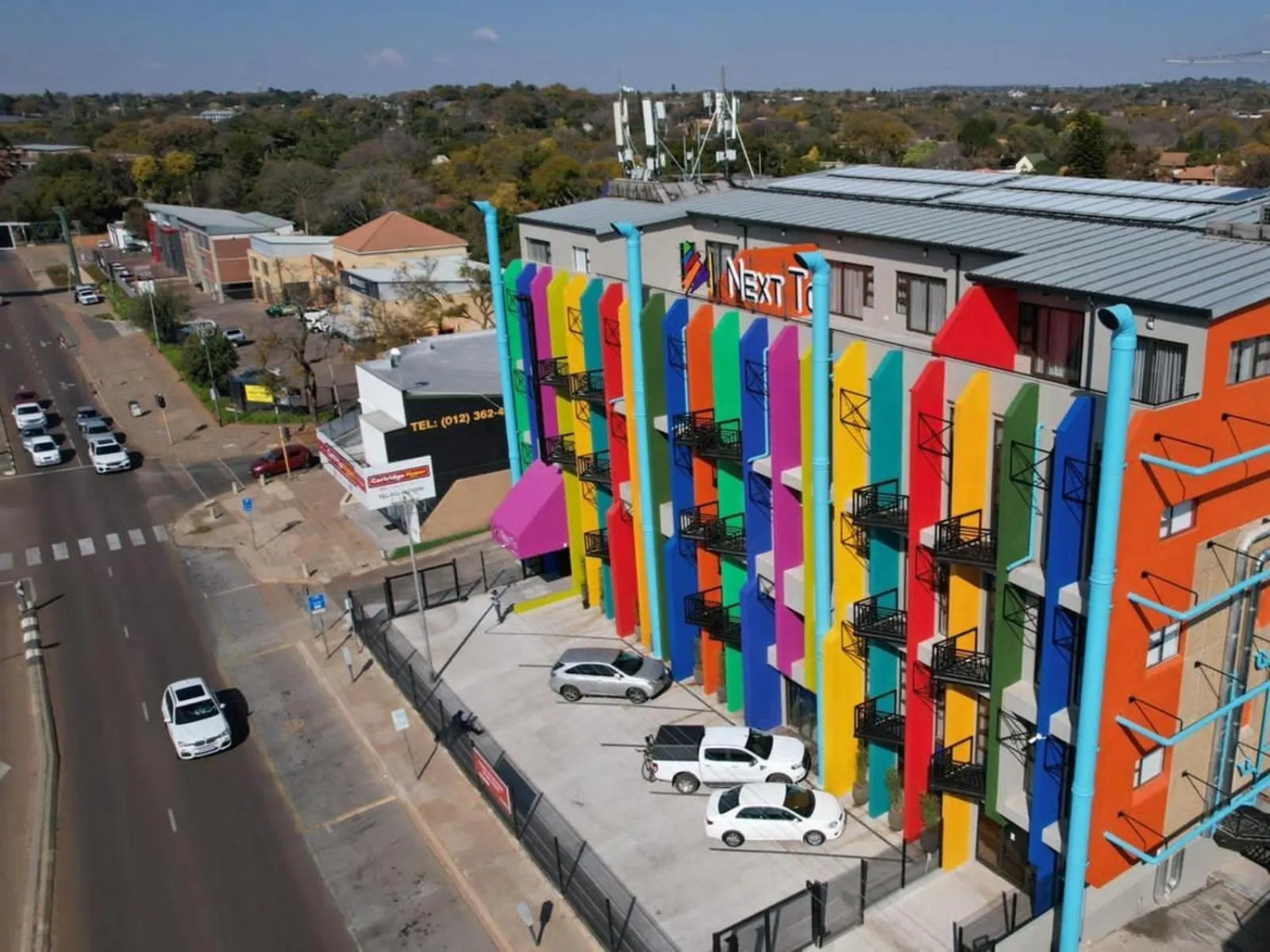 Property building in Next To Apartment Hotel