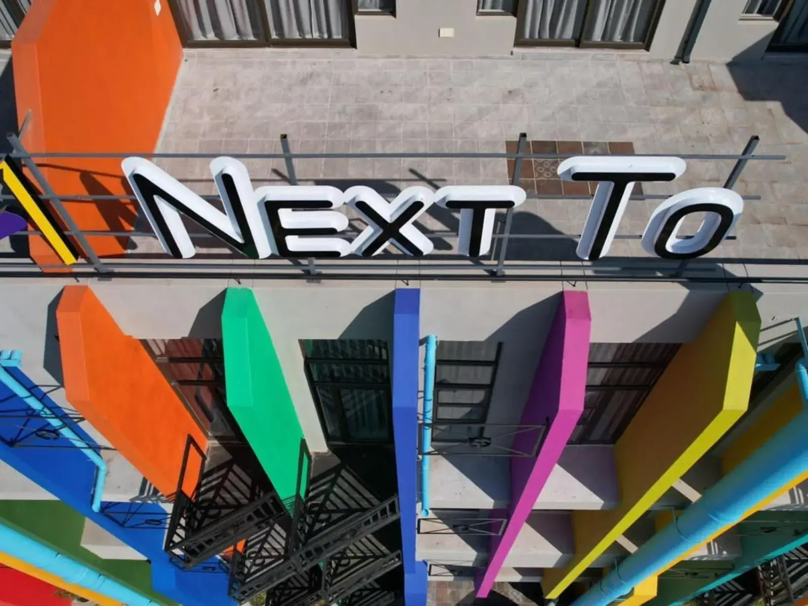 Property building in Next To Apartment Hotel Property building in Next To Apartment Hotel