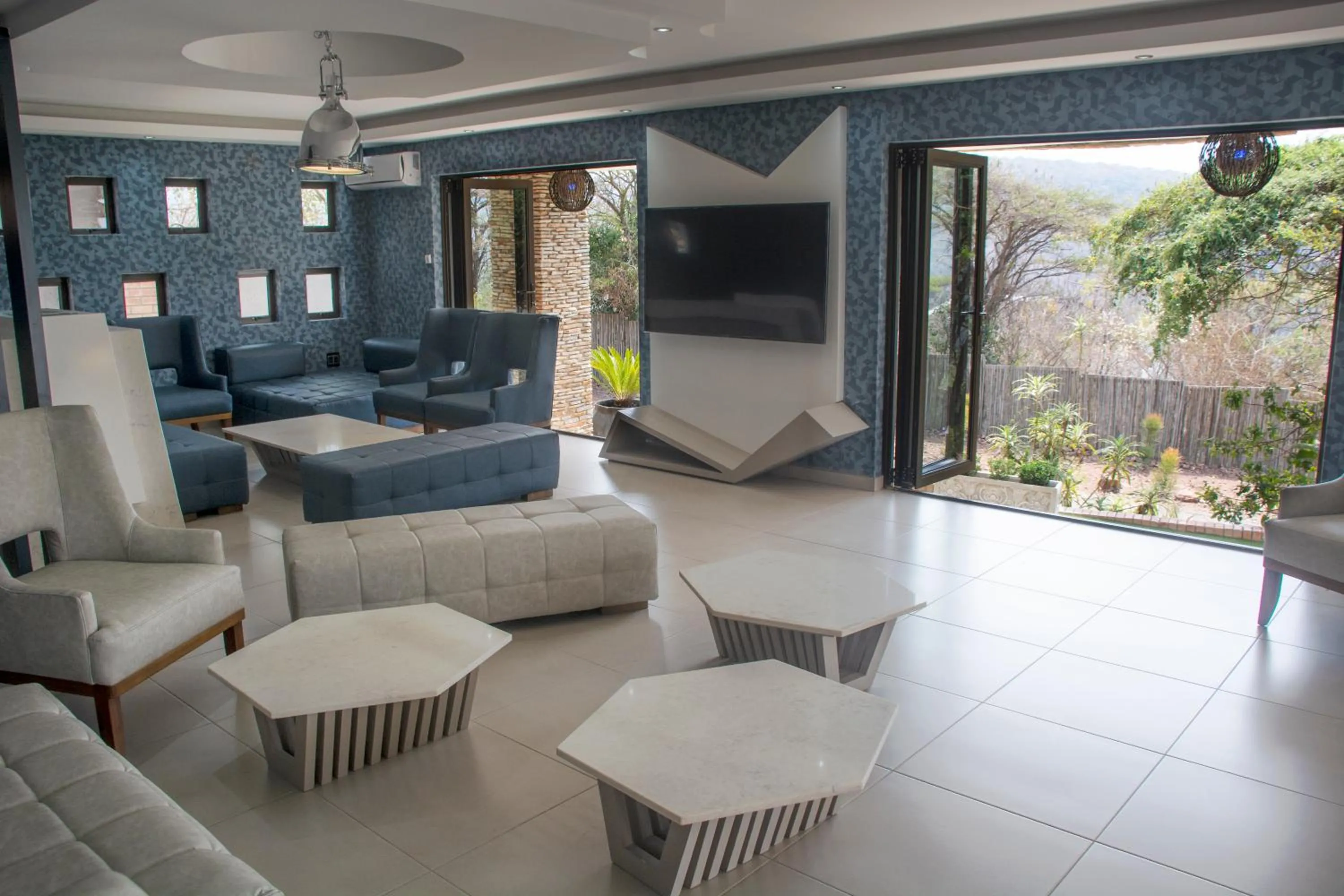 Impecto Guest House