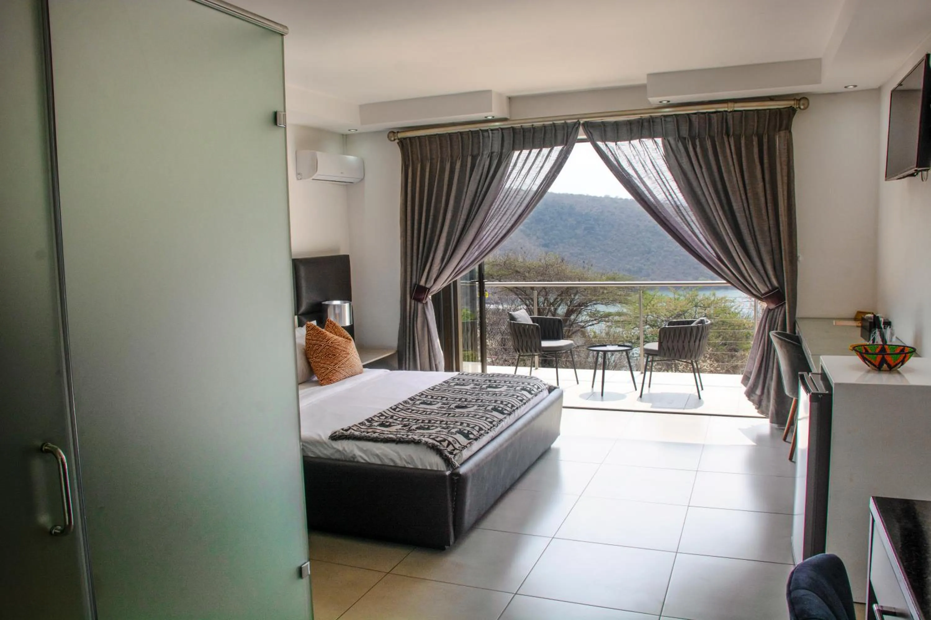 Bed in Impecto Guest House