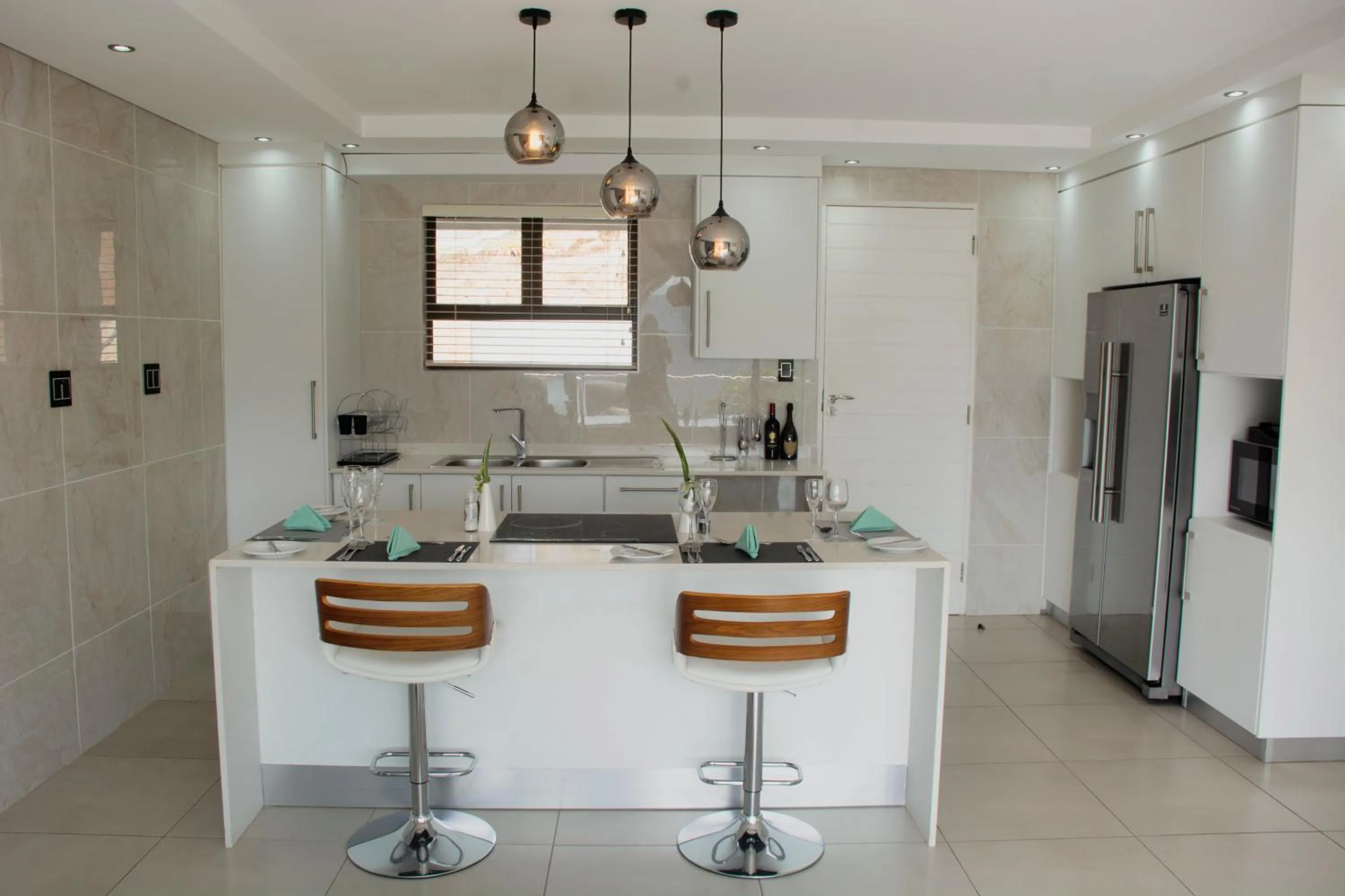 Kitchen or kitchenette in Impecto Guest House