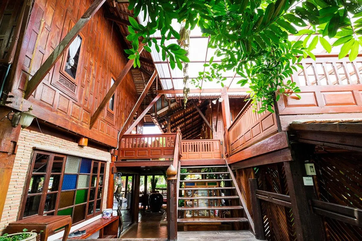 Other in Ayutthaya retreat