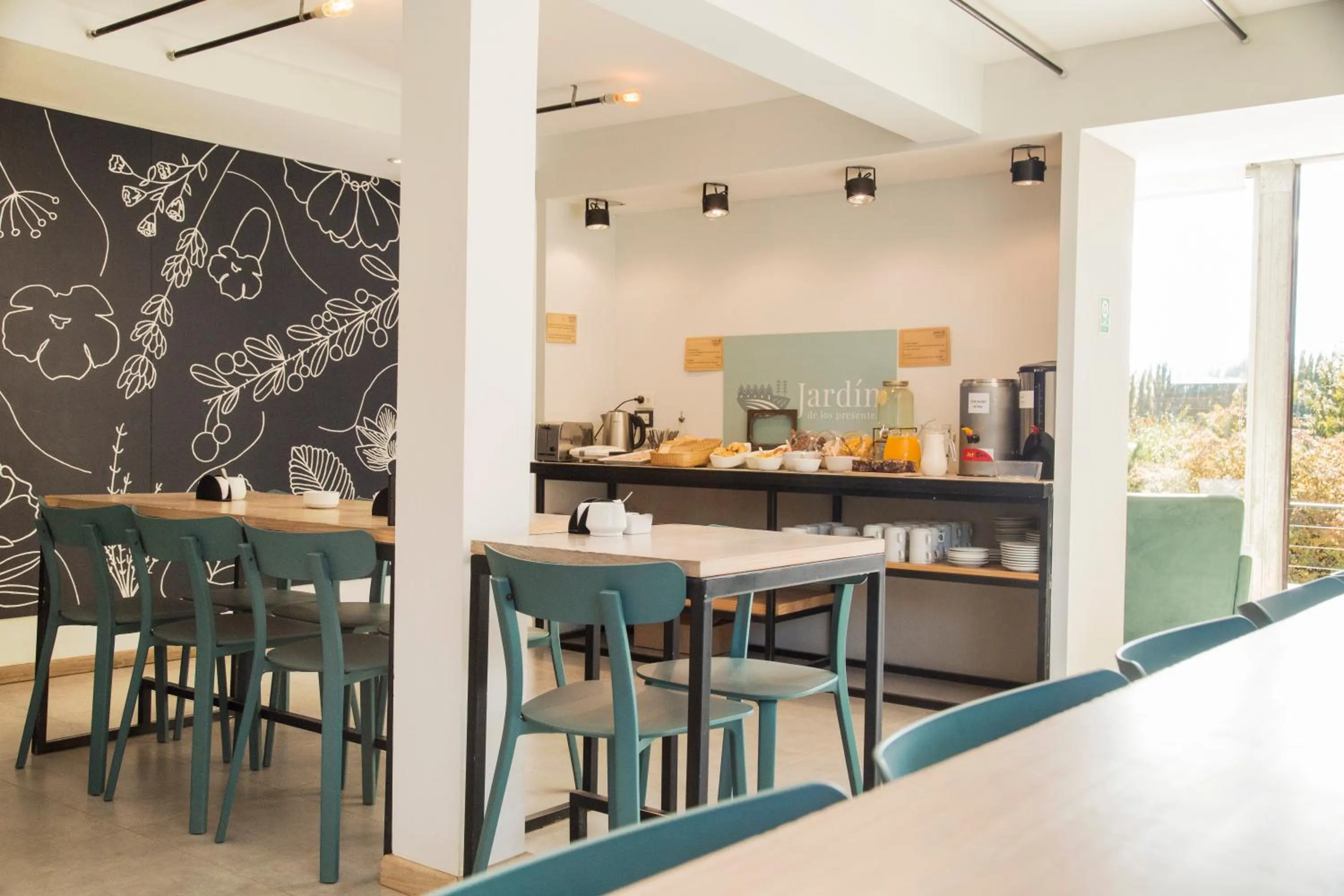 Breakfast in Apart Hotel Jardín