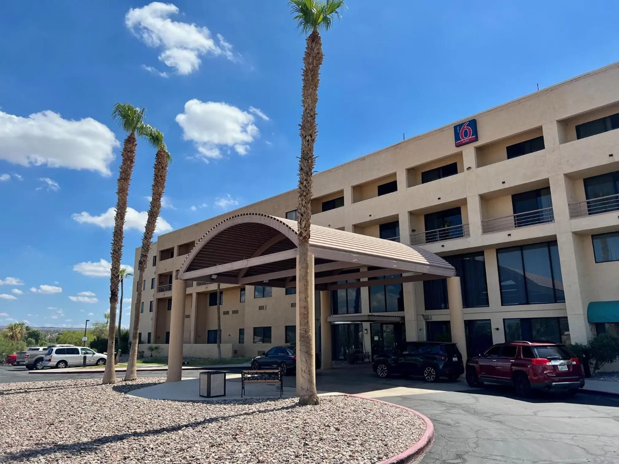 Property building in Studio 6 Suites Lake Havasu City AZ Property building in Studio 6 Suites Lake Havasu City AZ