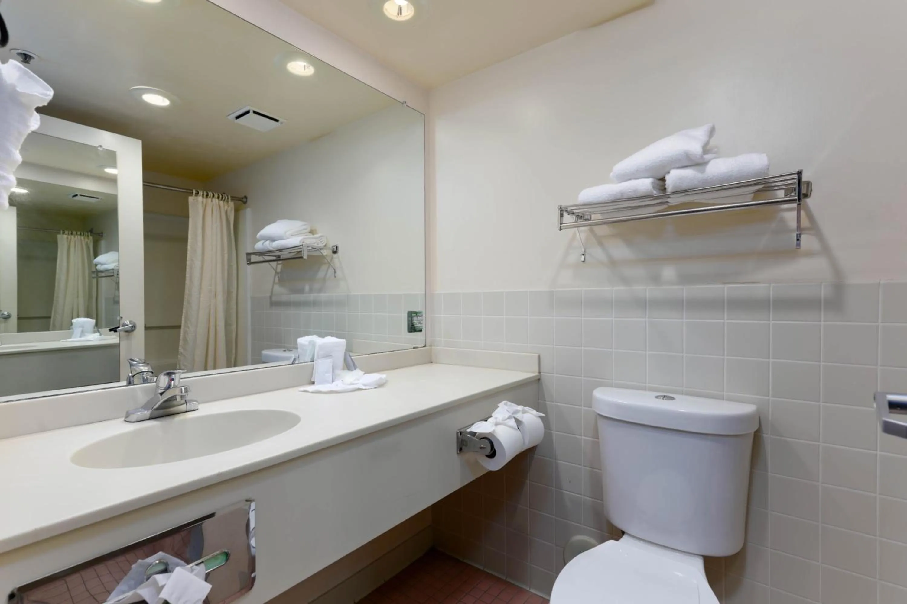 Bathroom in Studio 6 Suites Lake Havasu City AZ