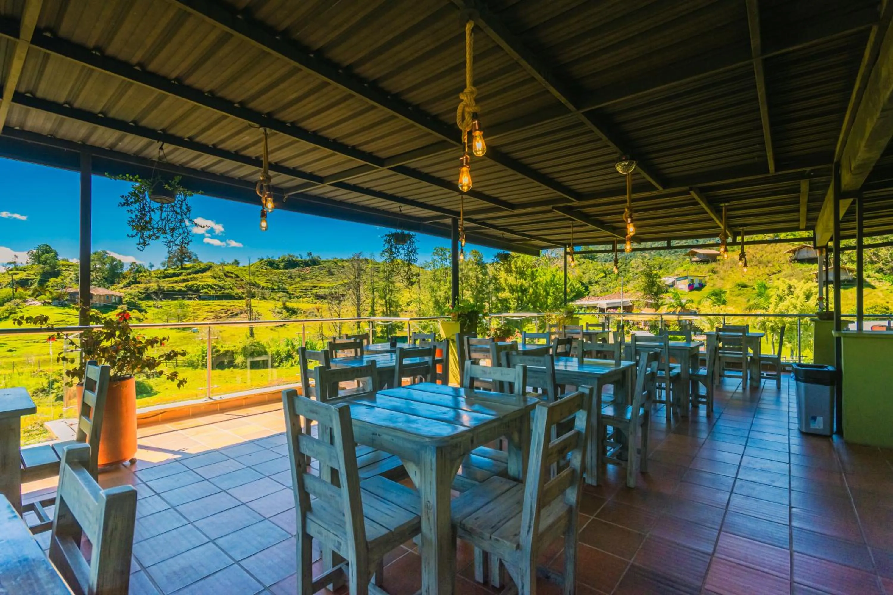 Restaurant/places to eat in Hotel Bambu Guatape