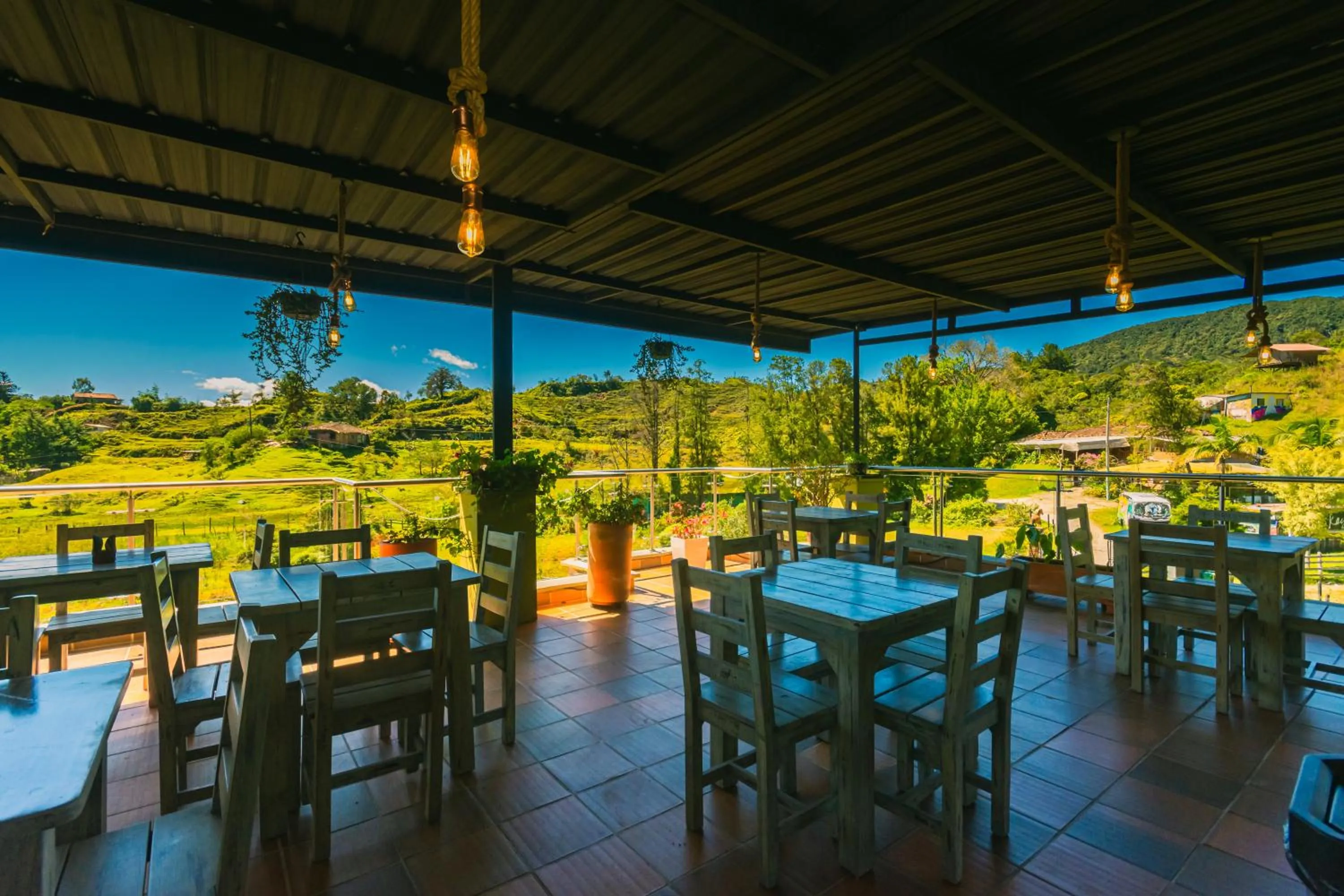 Restaurant/places to eat in Hotel Bambu Guatape