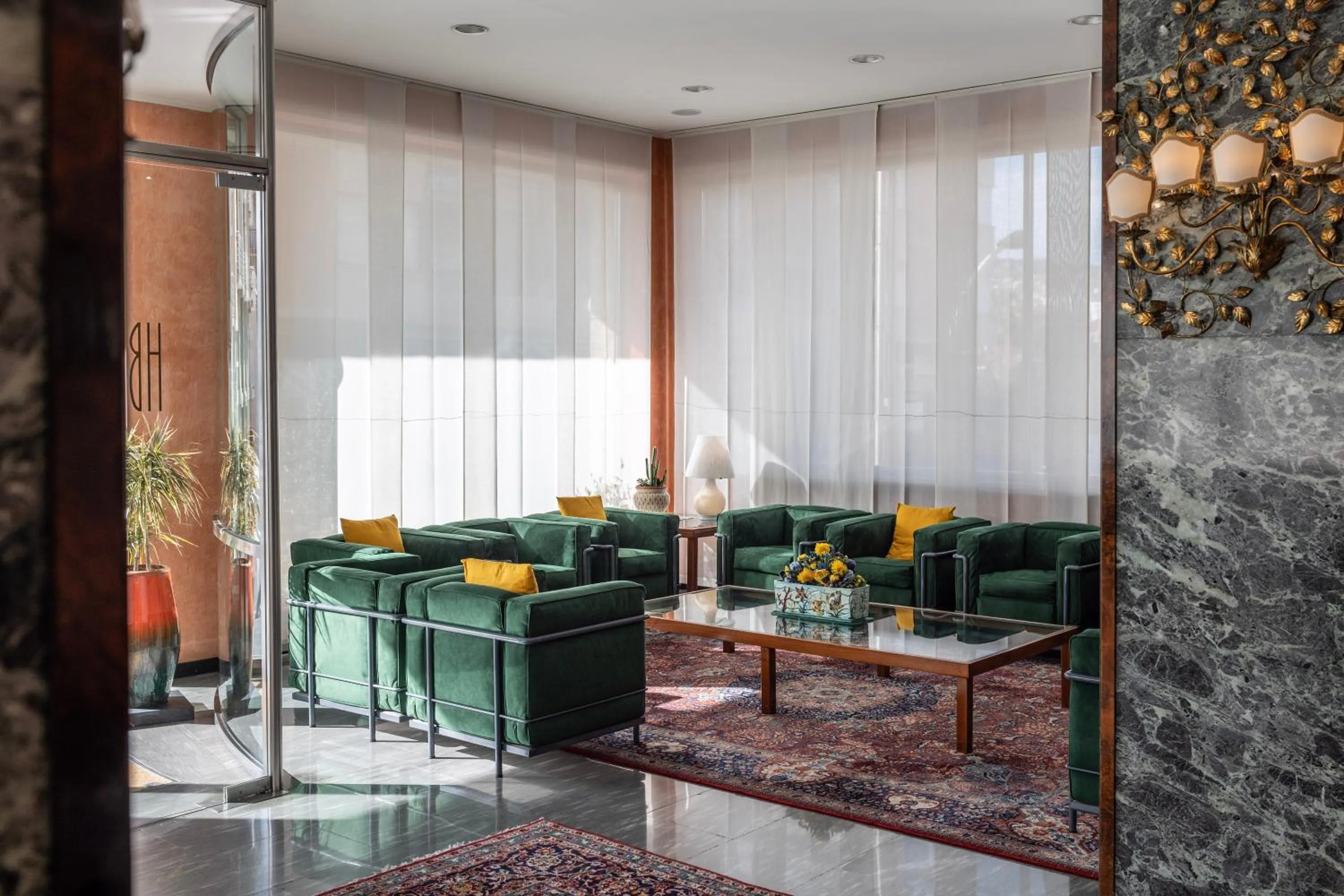 Living room in Hotel Bellevue Et Mediterranée