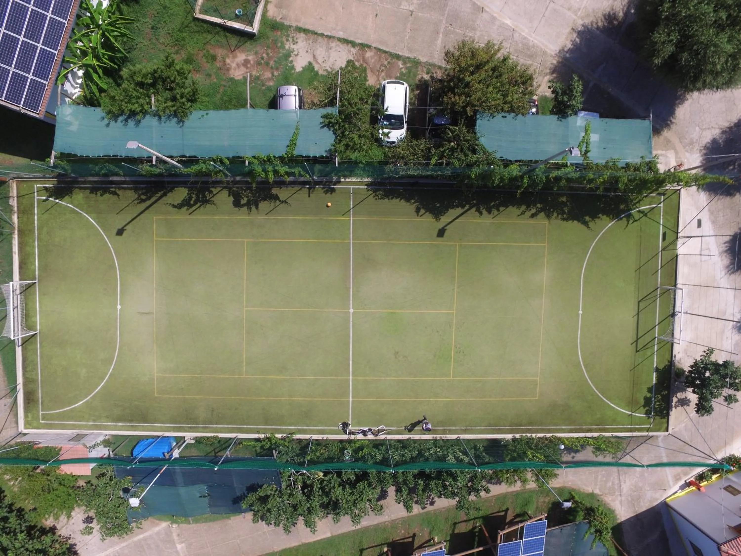 Tennis court in Villaggio Camping La Scogliera