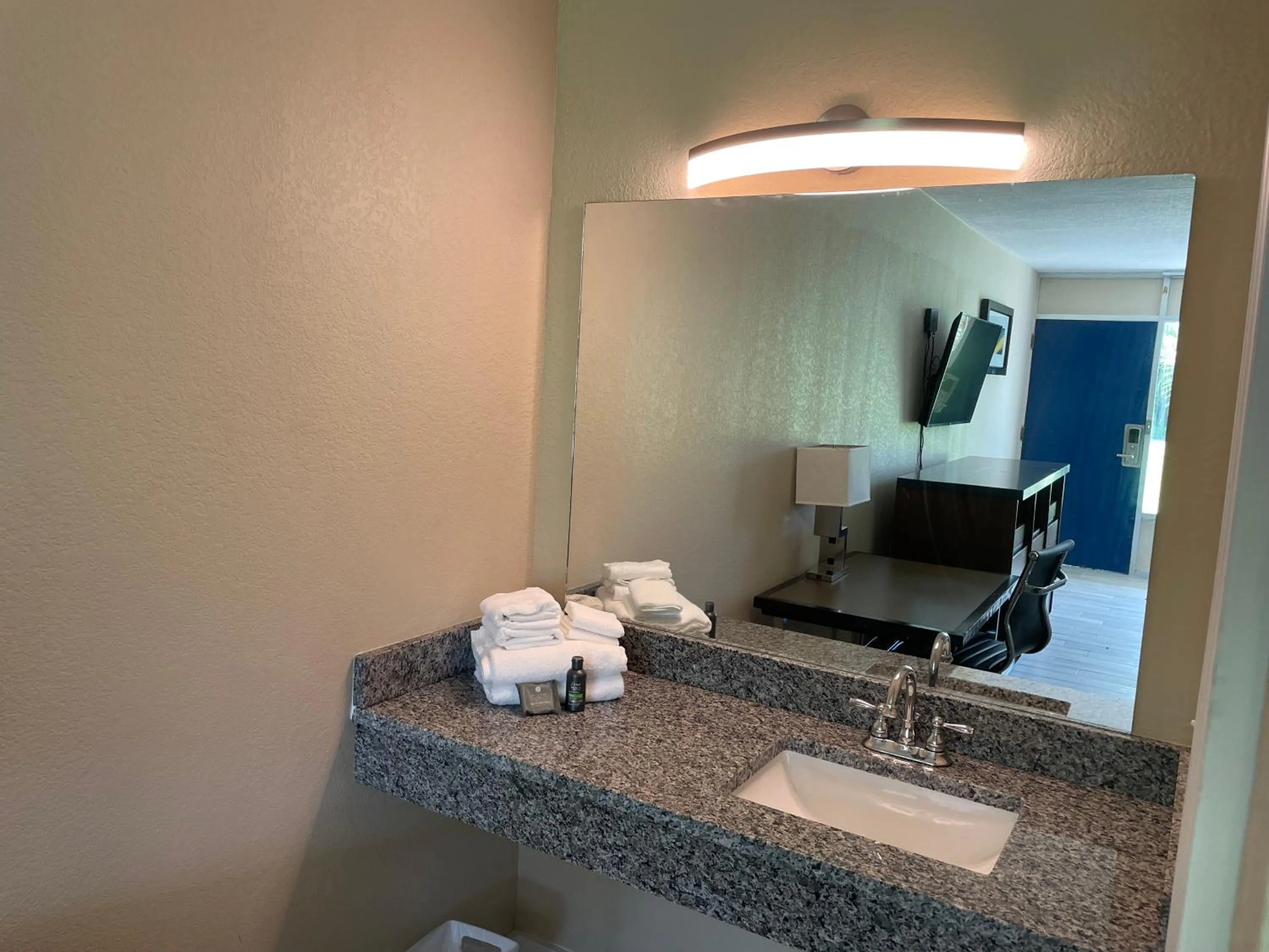 Bathroom in Econo Lodge