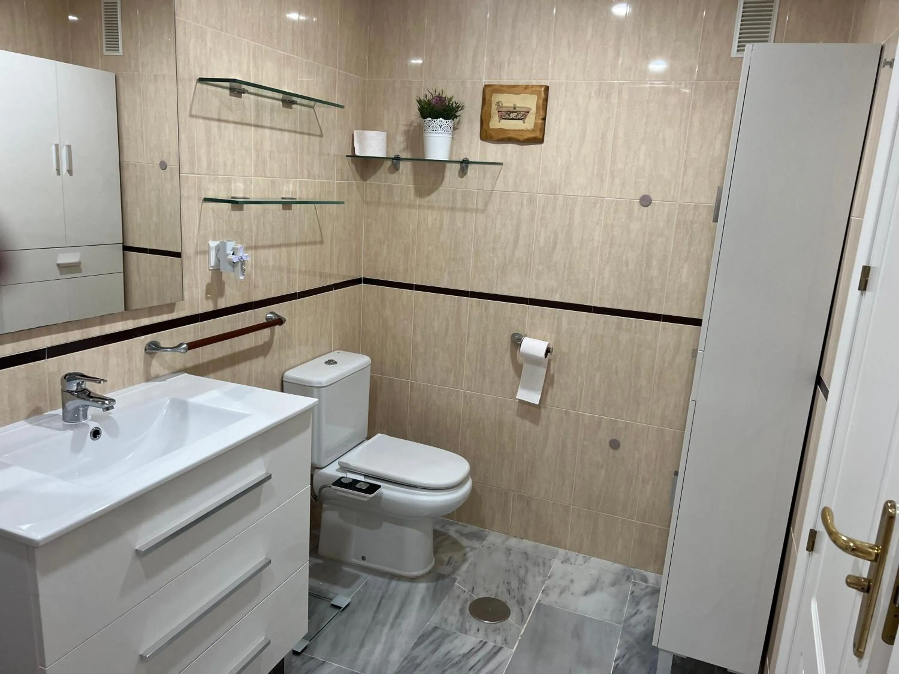 Bathroom in La Aldea