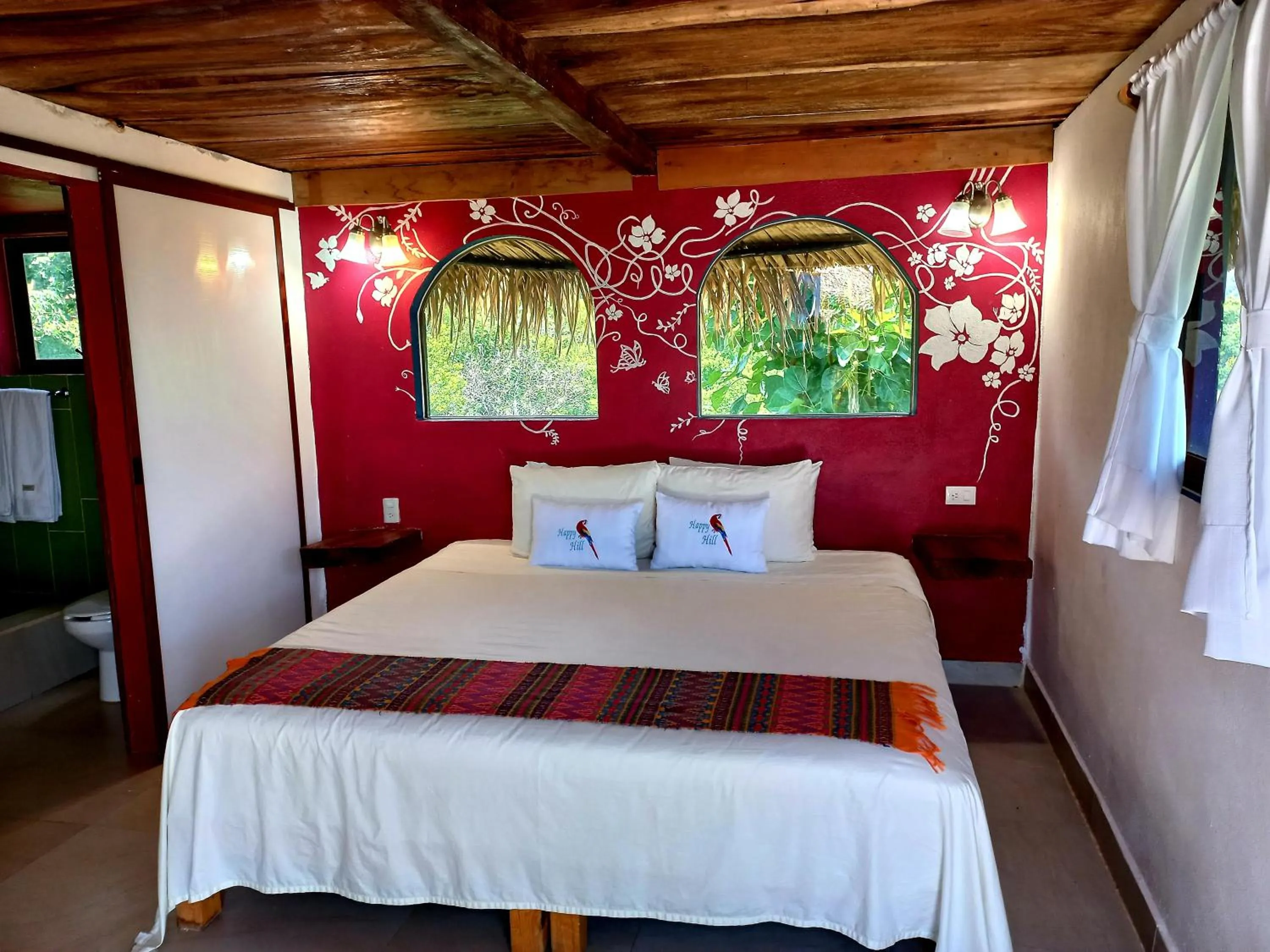 Treasure by the Sea Resort - Happy Hill