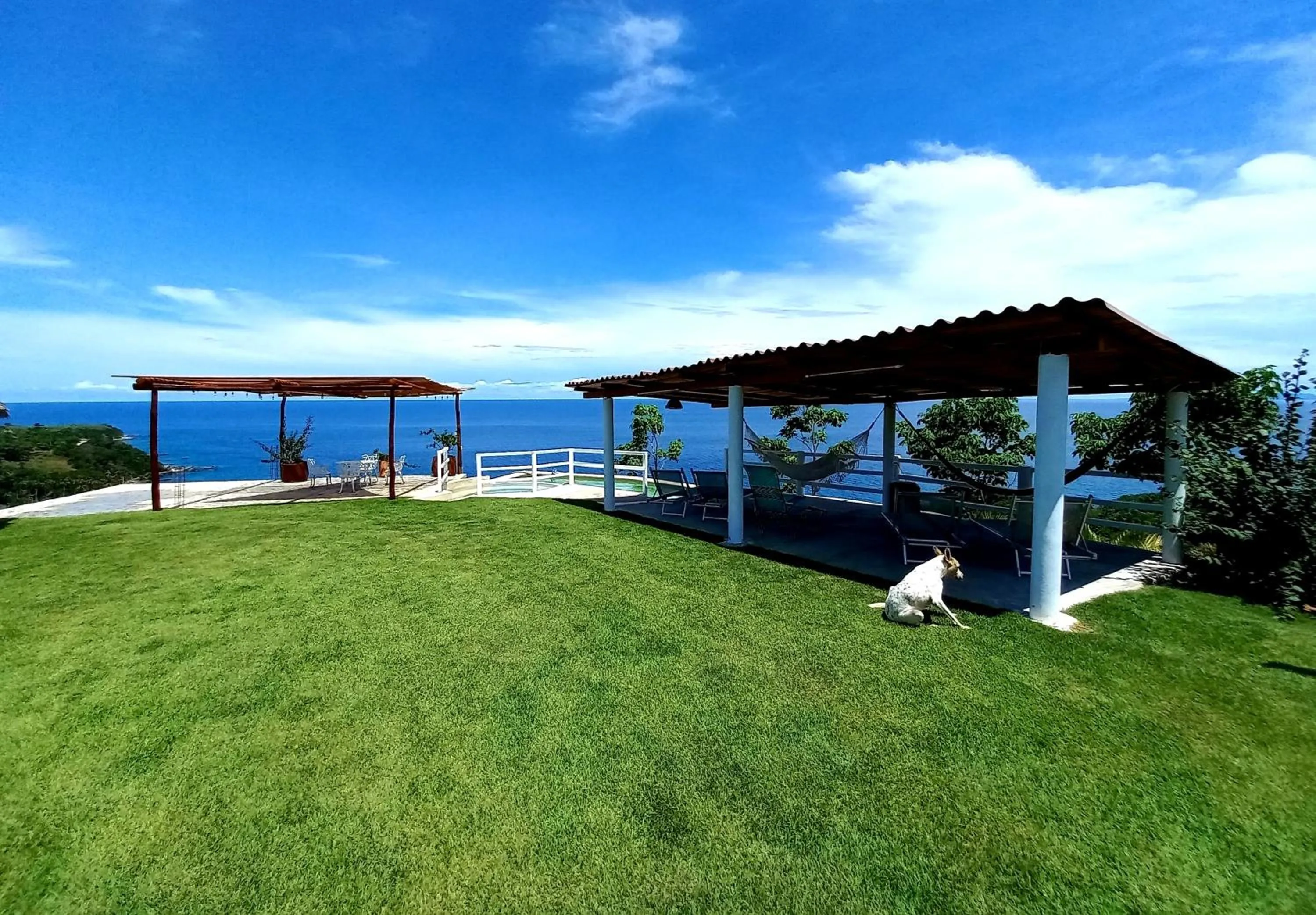 Treasure by the Sea Resort - Happy Hill