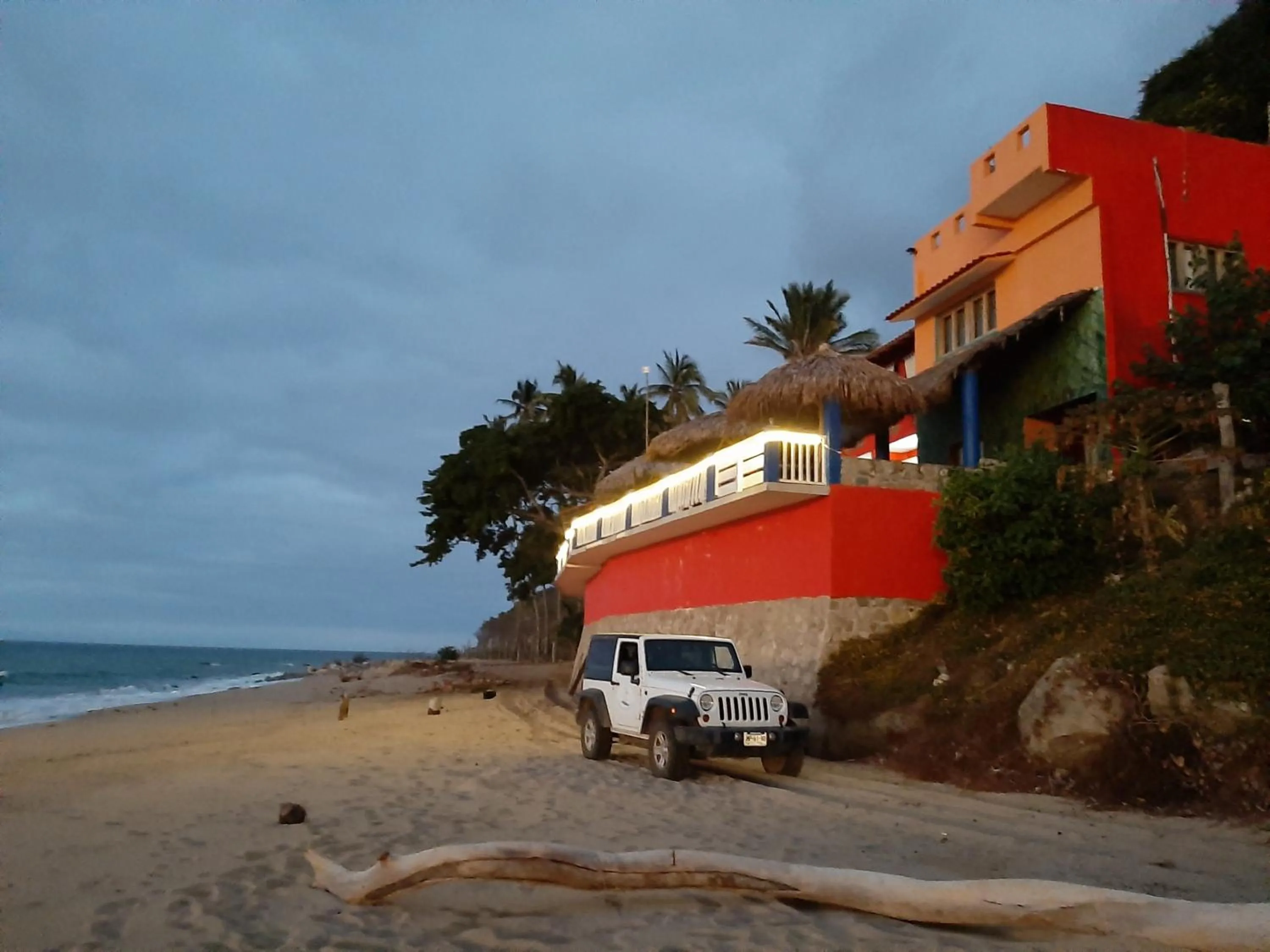 Treasure by the Sea Resort - Happy Hill