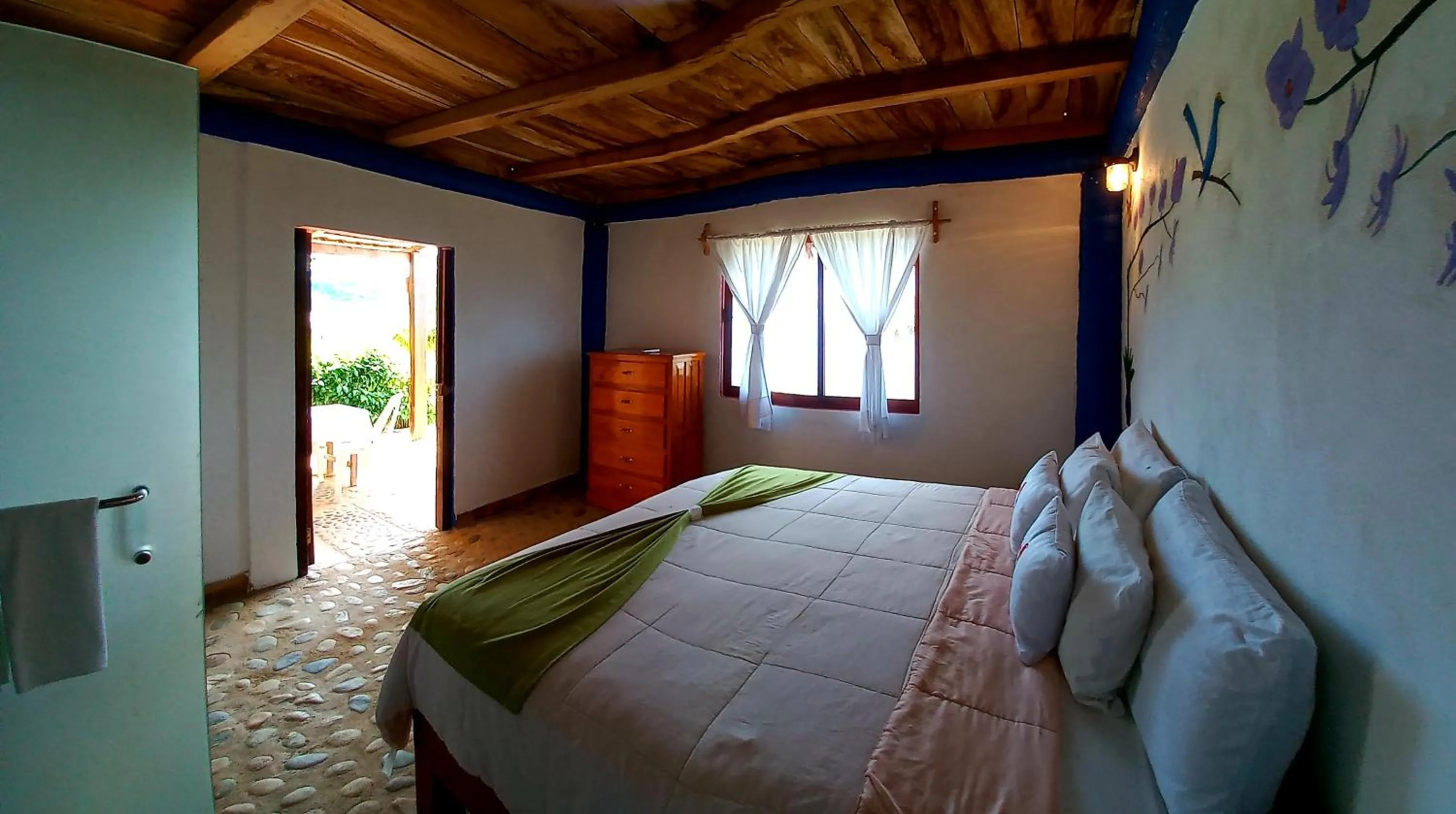 Treasure by the Sea Resort - Happy Hill