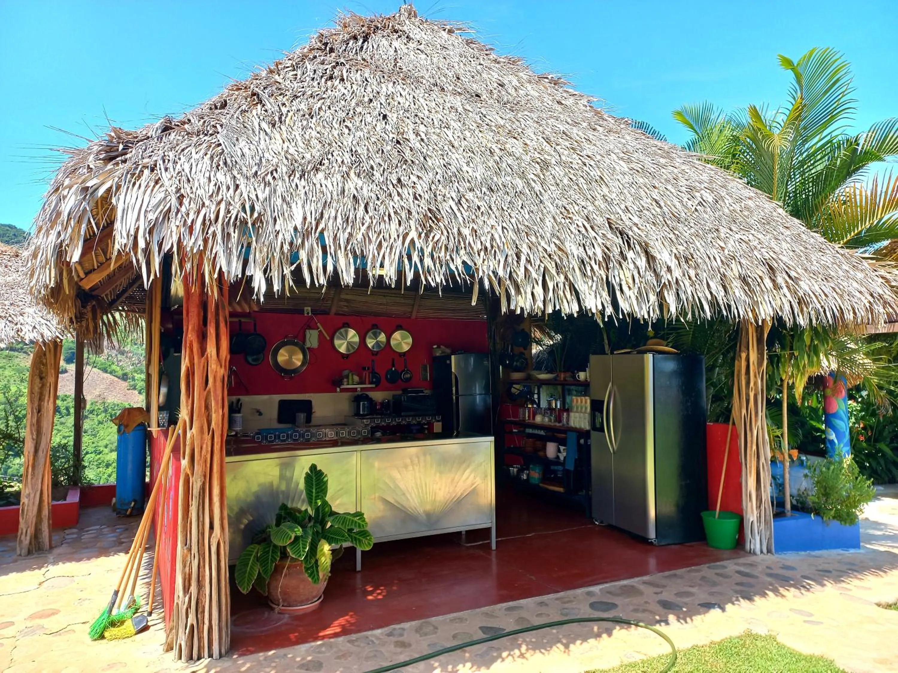 Treasure by the Sea Resort - Happy Hill