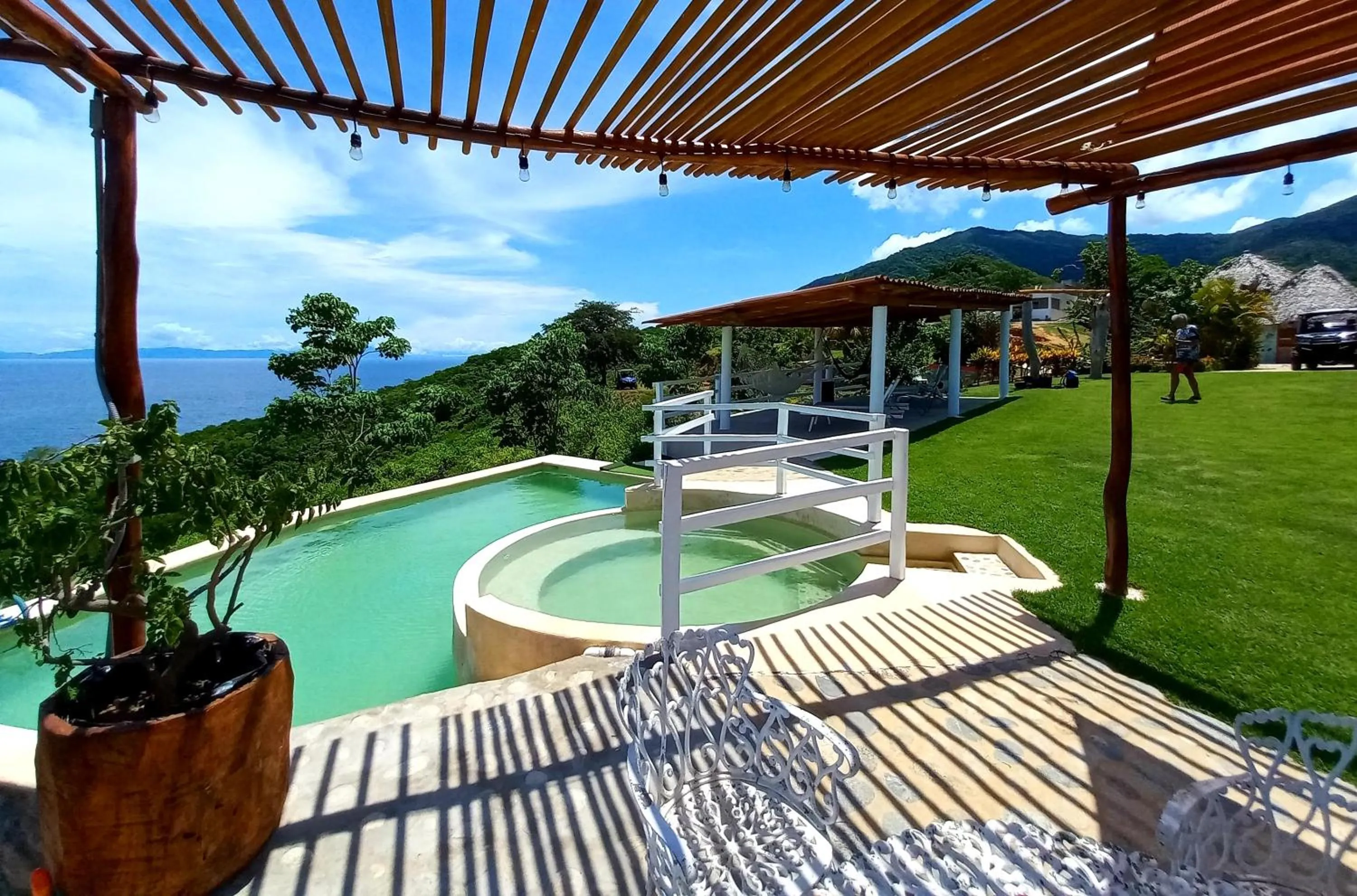 Treasure by the Sea Resort - Happy Hill