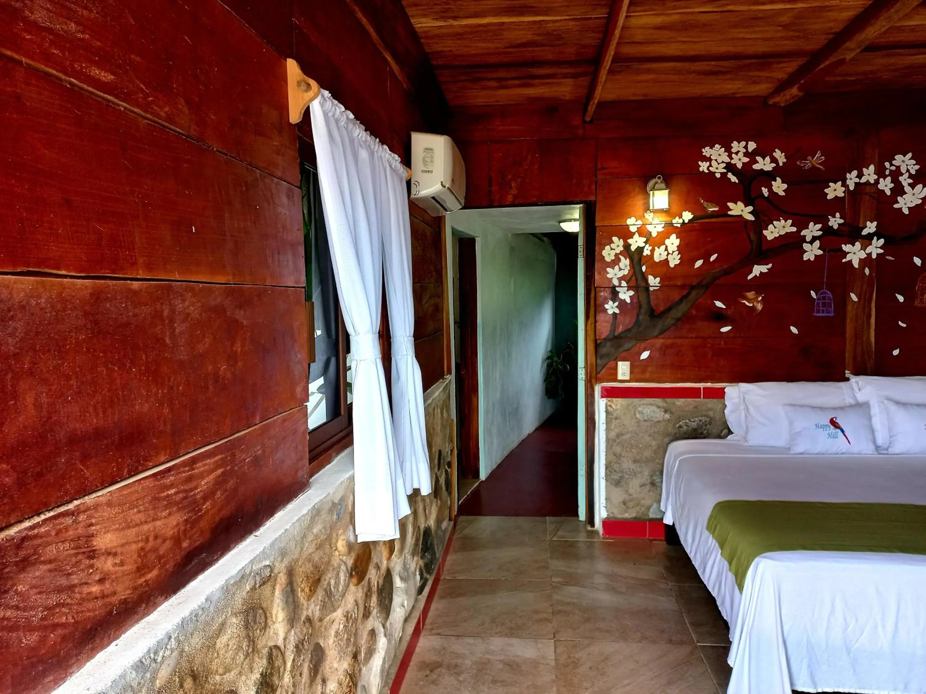 Treasure by the Sea Resort - Happy Hill