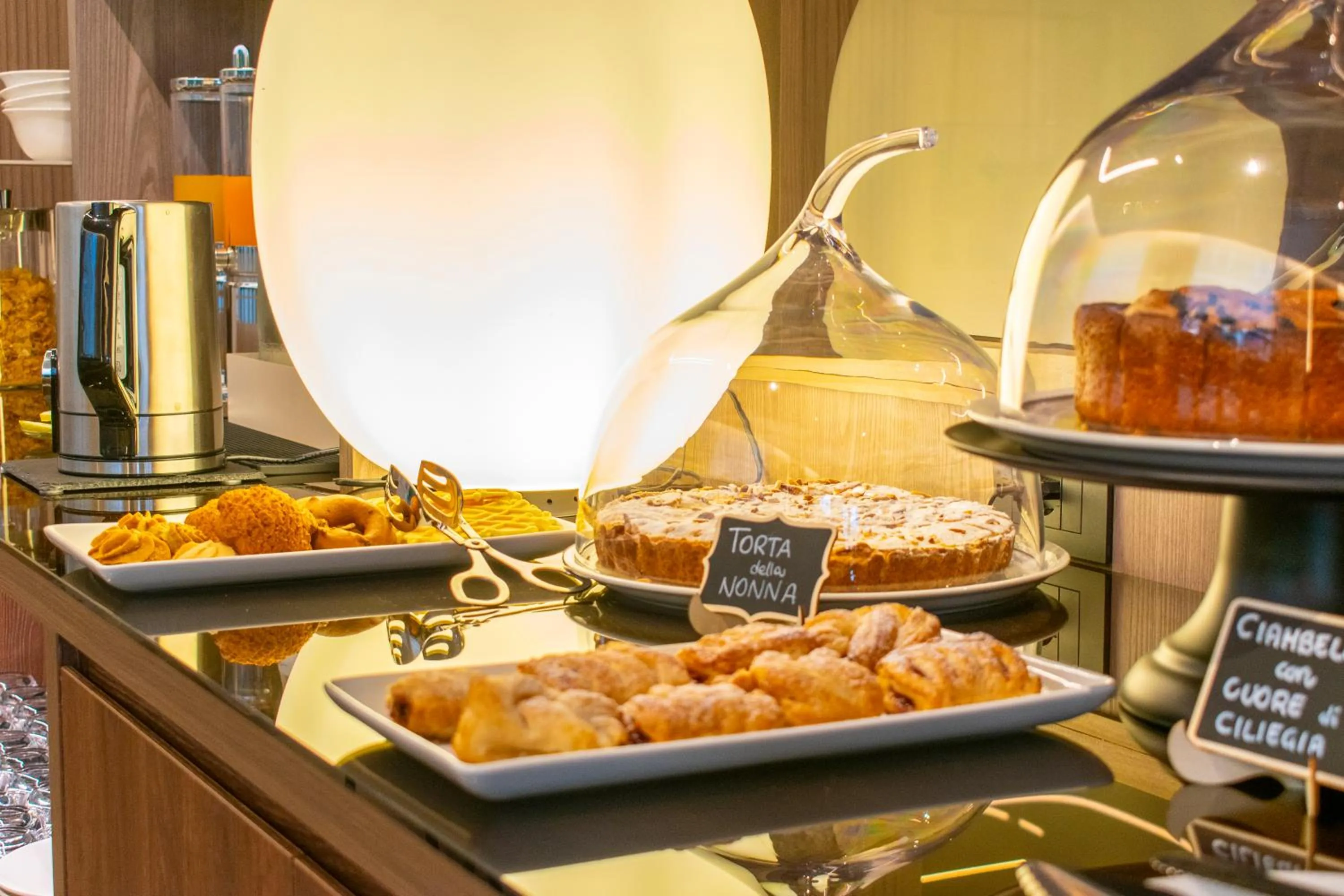 Breakfast in Madi city Hotel