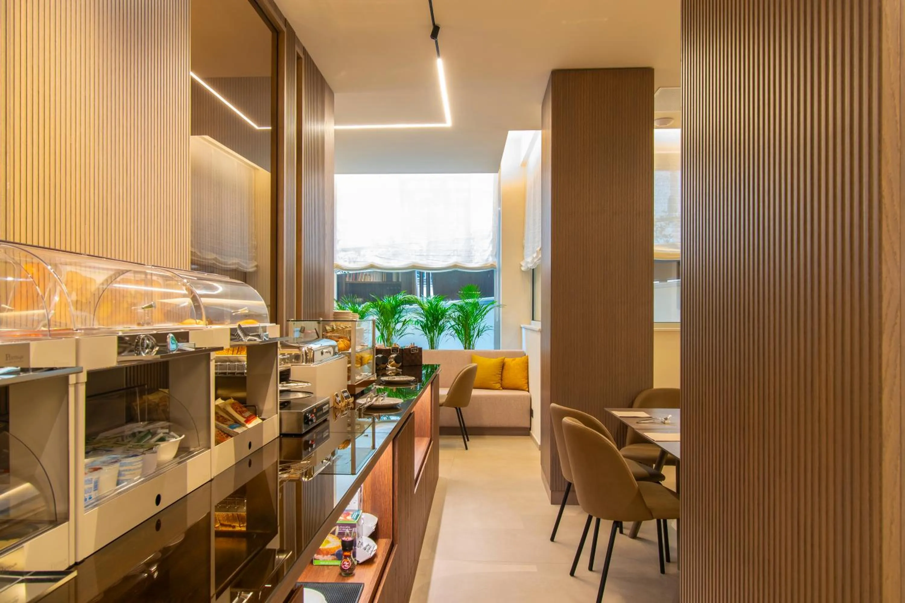 Breakfast in Madi city Hotel