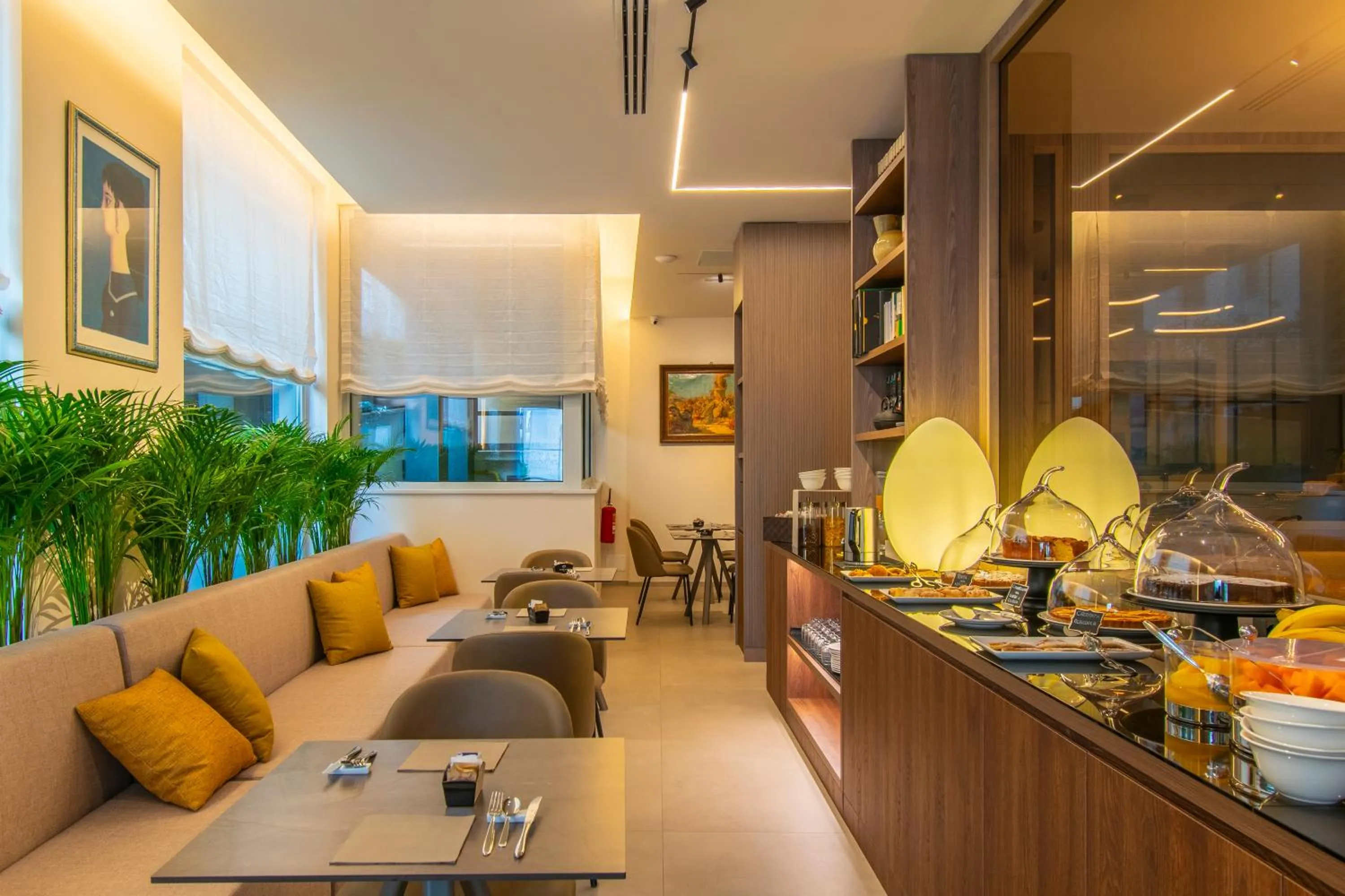 Breakfast in Madi city Hotel