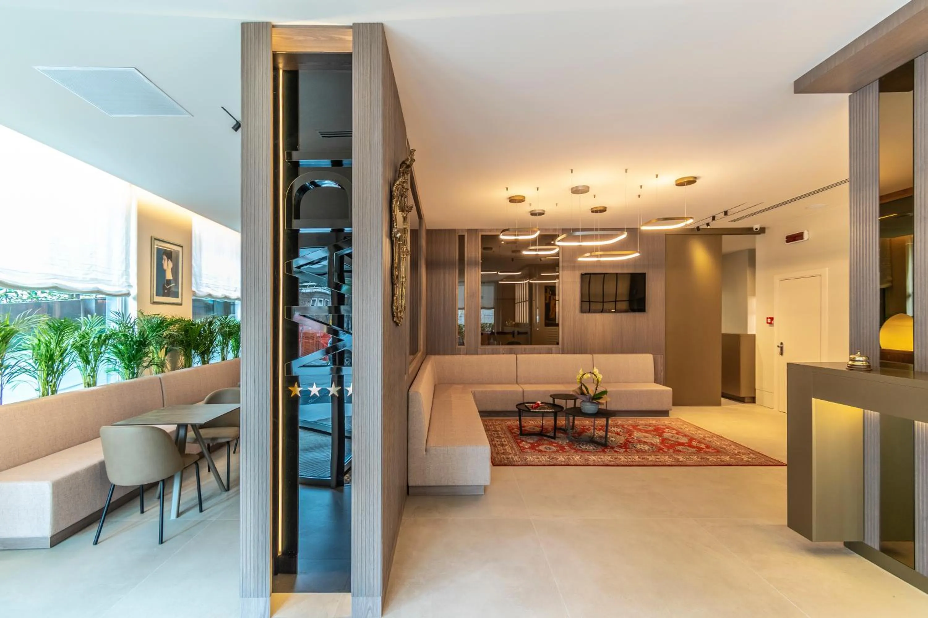 Lobby or reception in Madi city Hotel