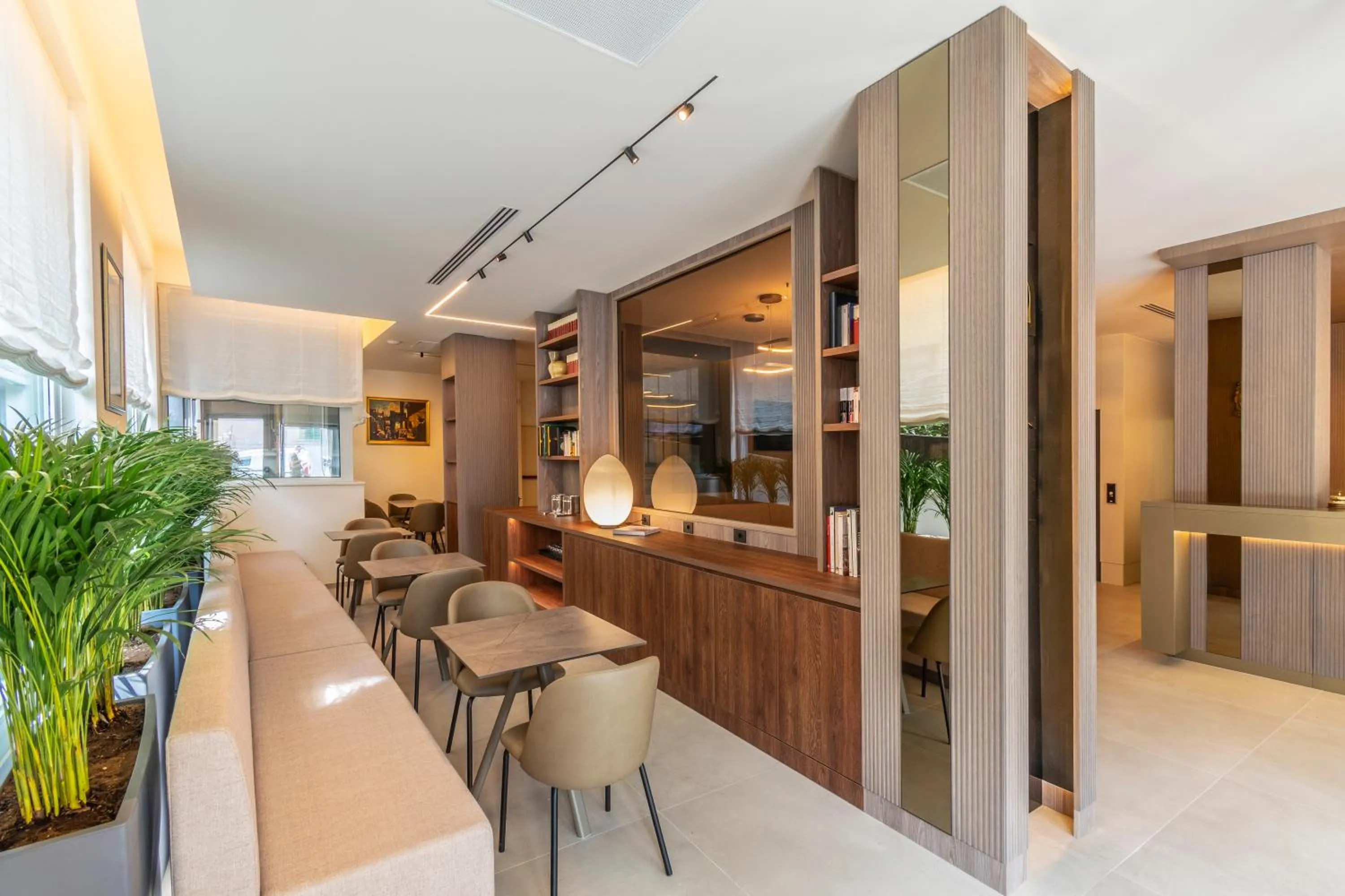 Lobby or reception in Madi city Hotel