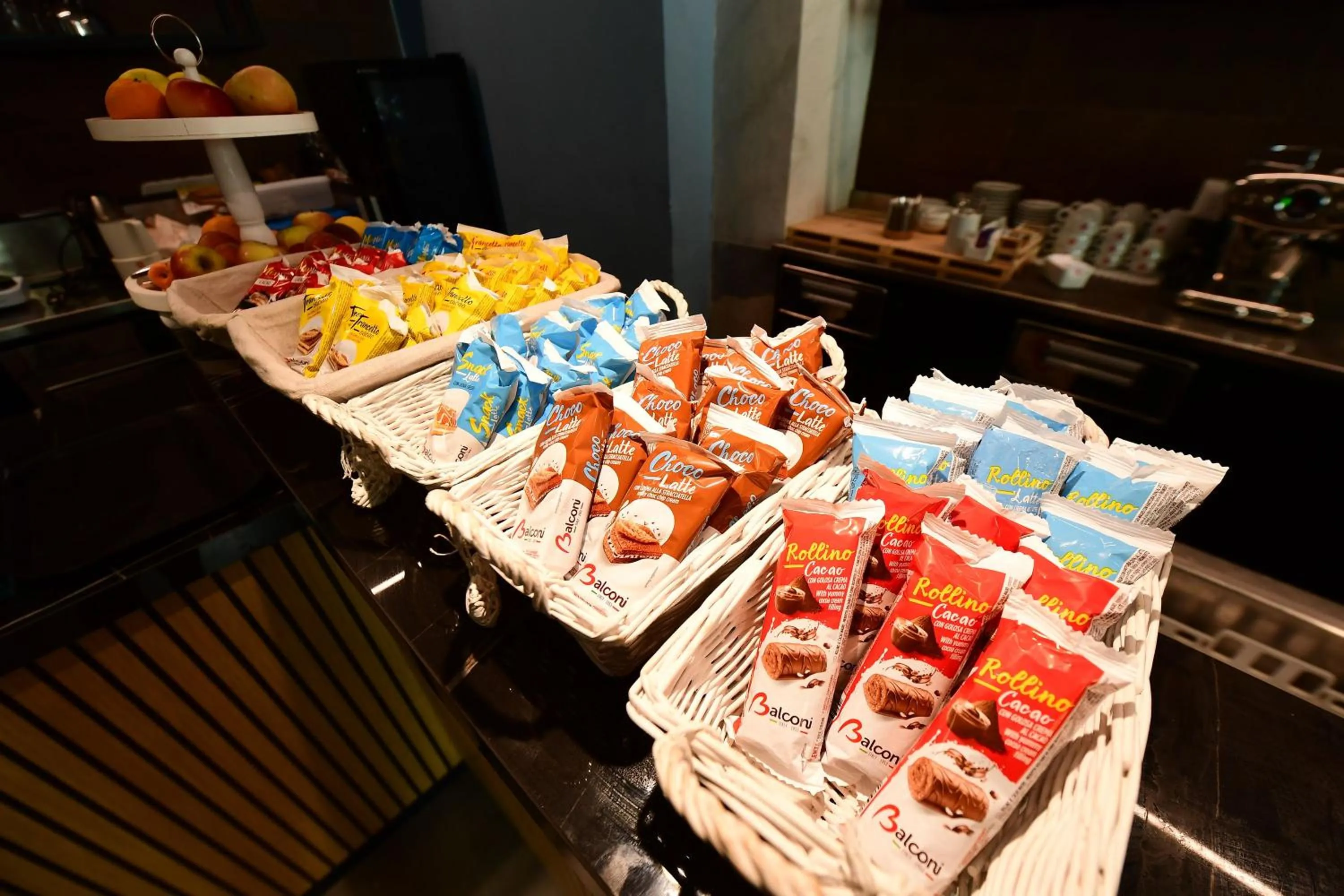 Buffet breakfast in Little Italy Hostel Ex Chiesa S Donato