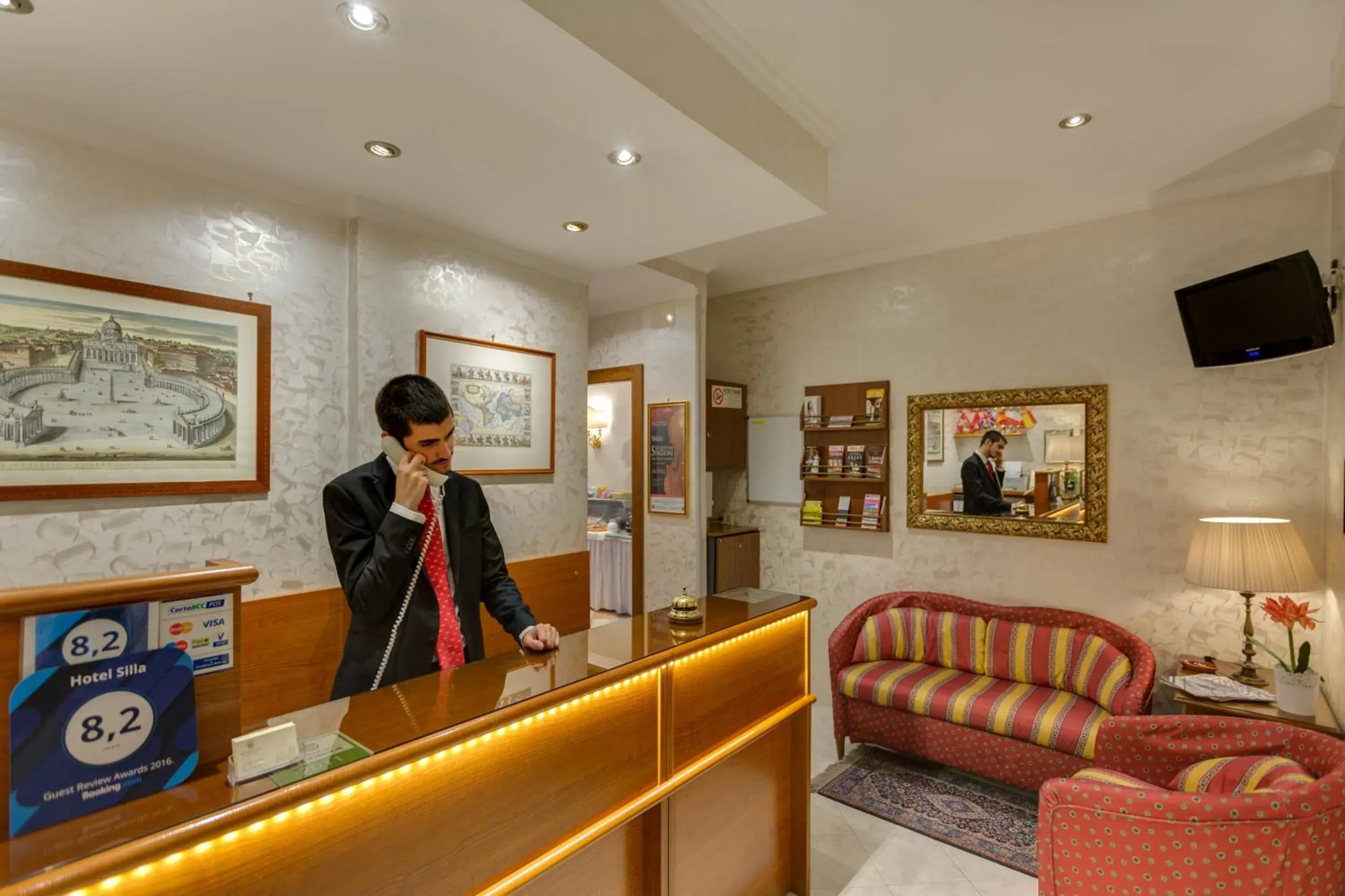 Lobby or reception in Hotel Silla Lobby or reception in Hotel Silla