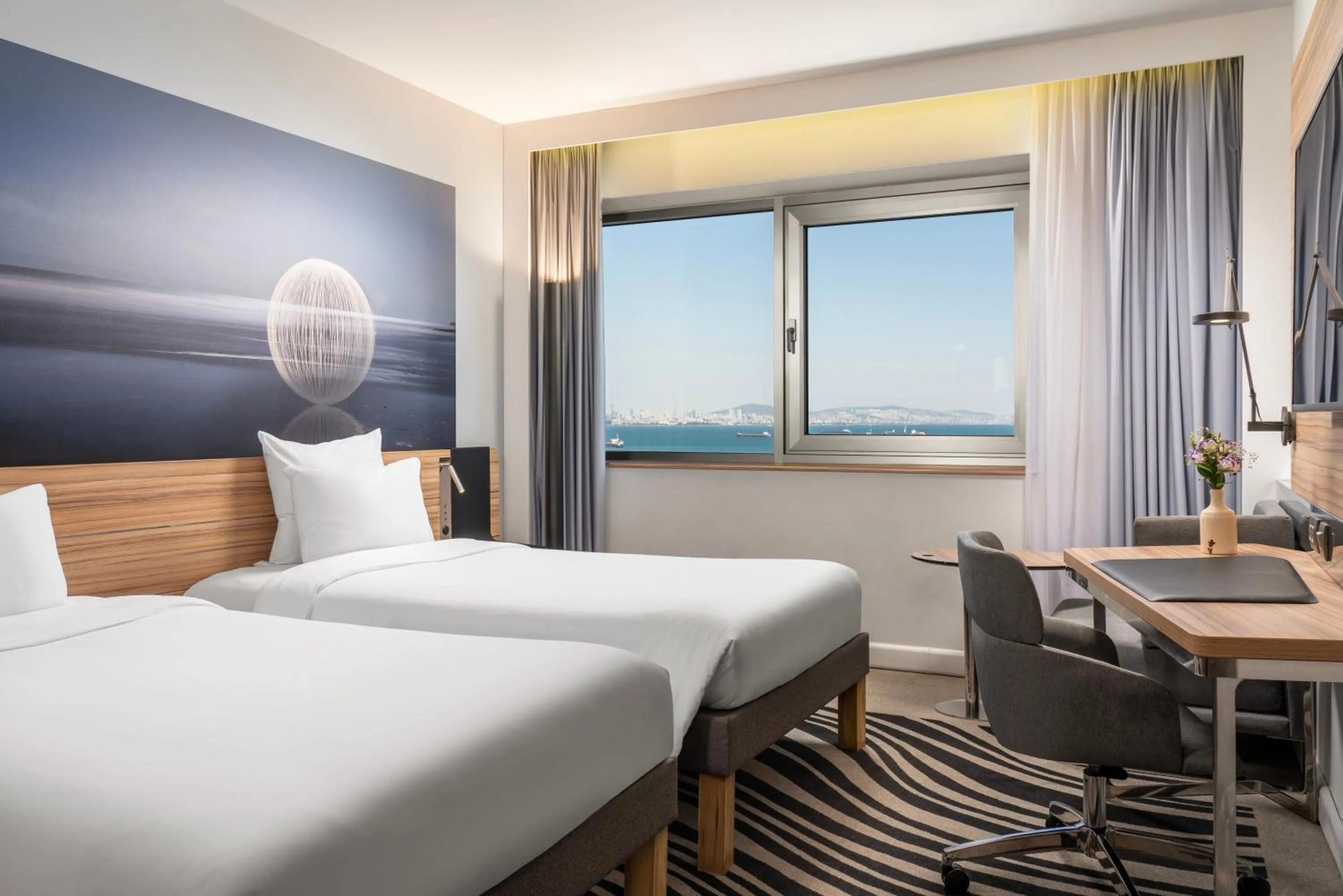 Photo of the whole room, Bed in Novotel Istanbul Zeytinburnu