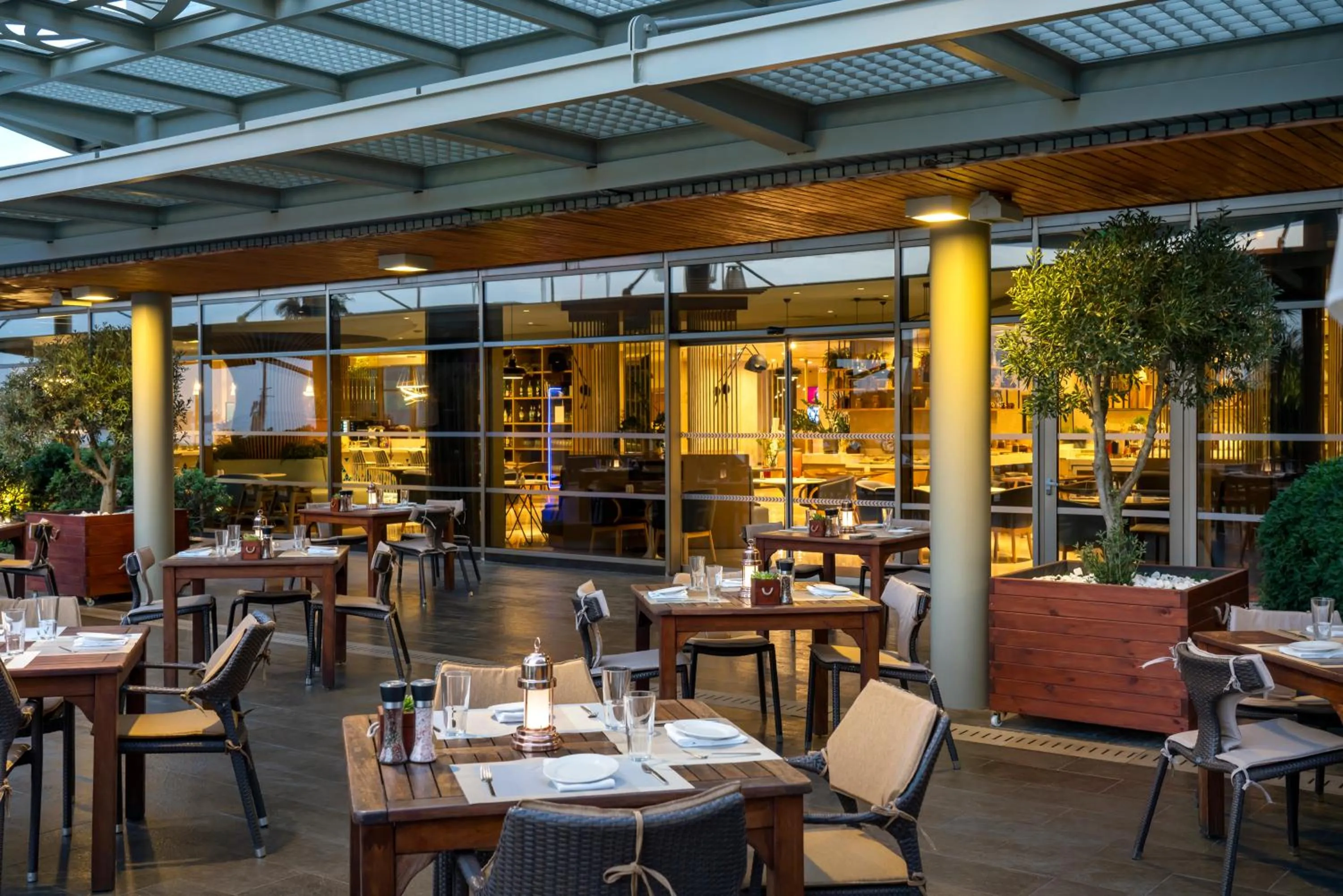 Restaurant/places to eat in Novotel Istanbul Zeytinburnu