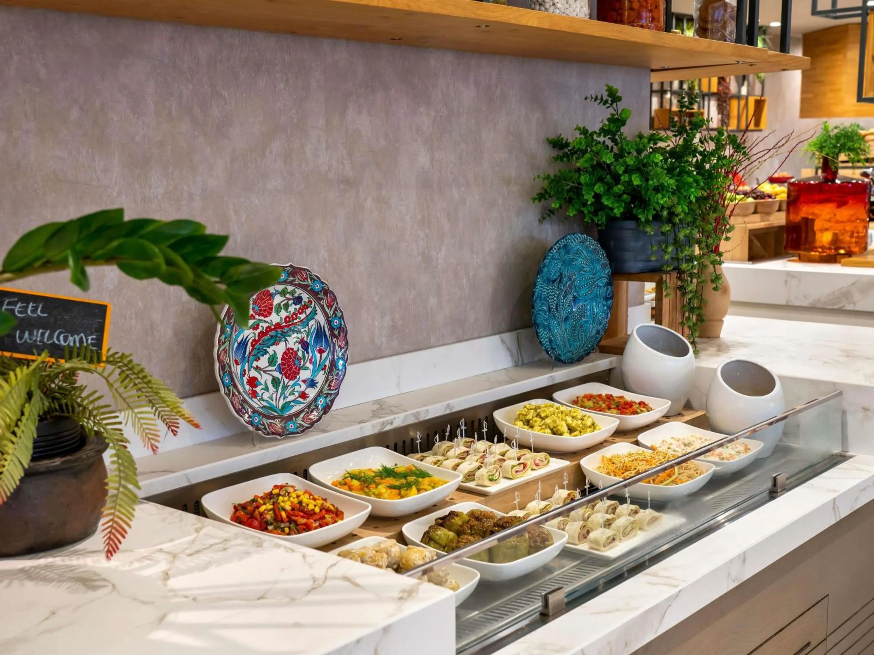Restaurant/places to eat in Novotel Istanbul Zeytinburnu