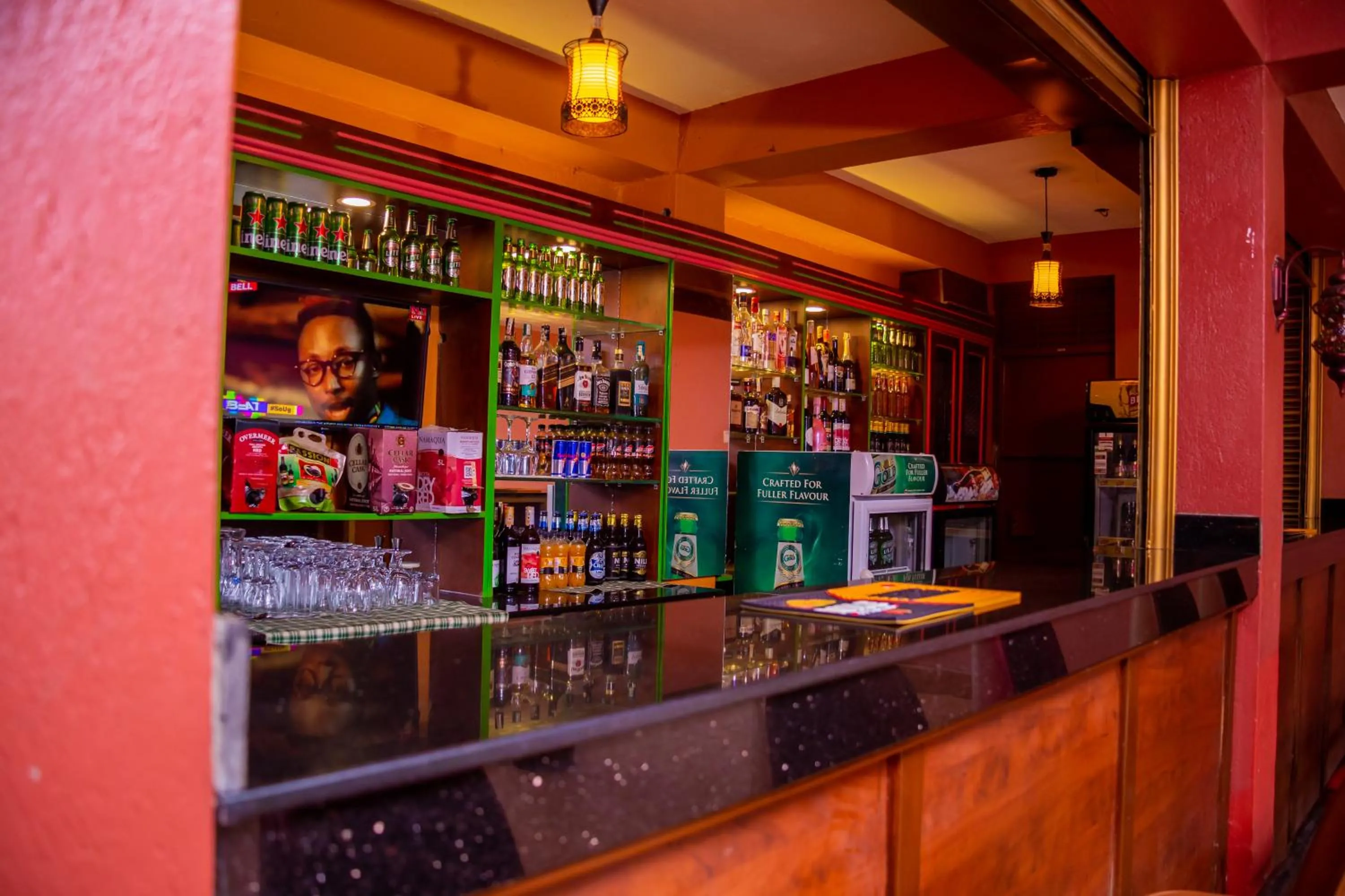 Lounge or bar in Garden Courts Hotel Masaka