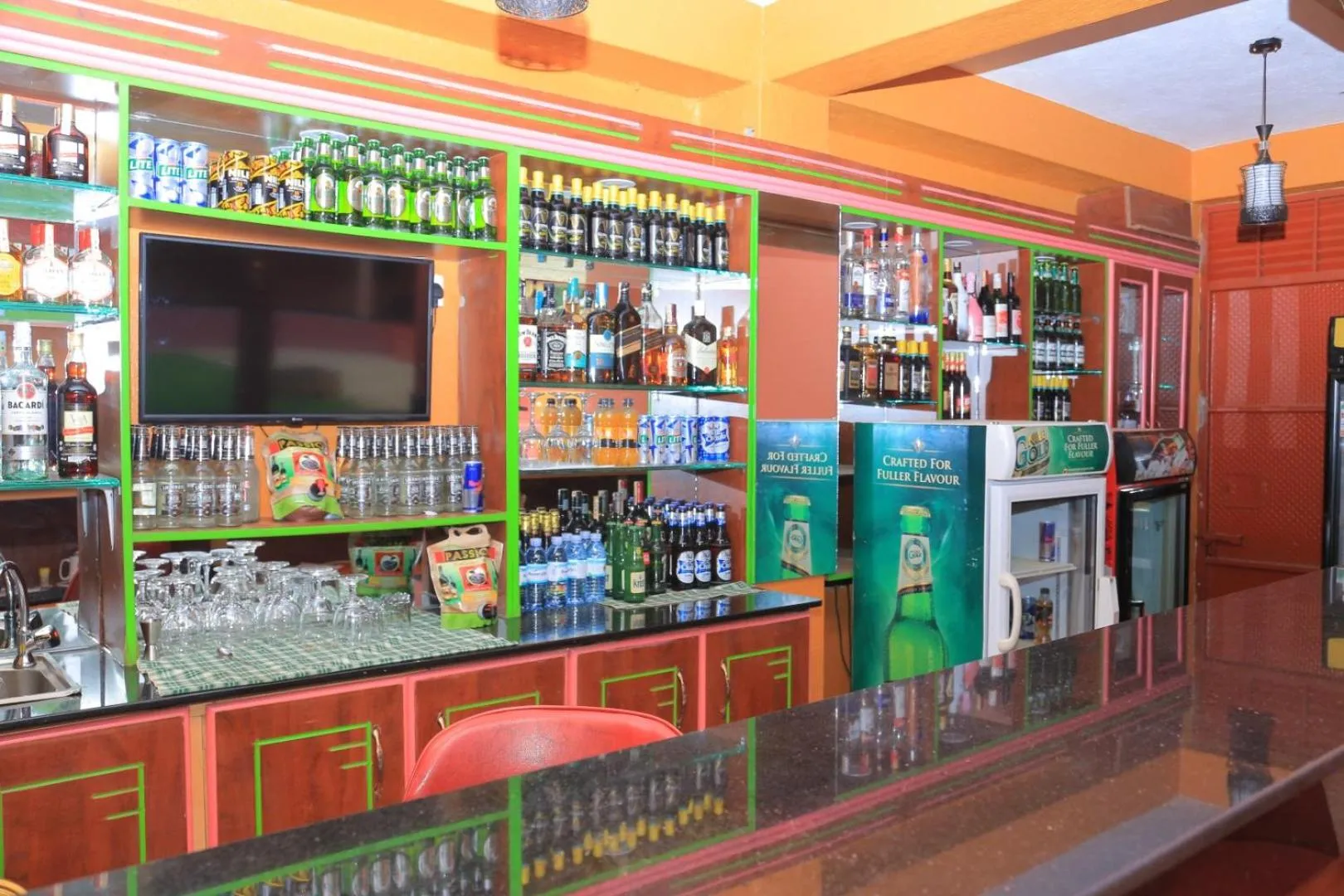 Lounge or bar in Garden Courts Hotel Masaka