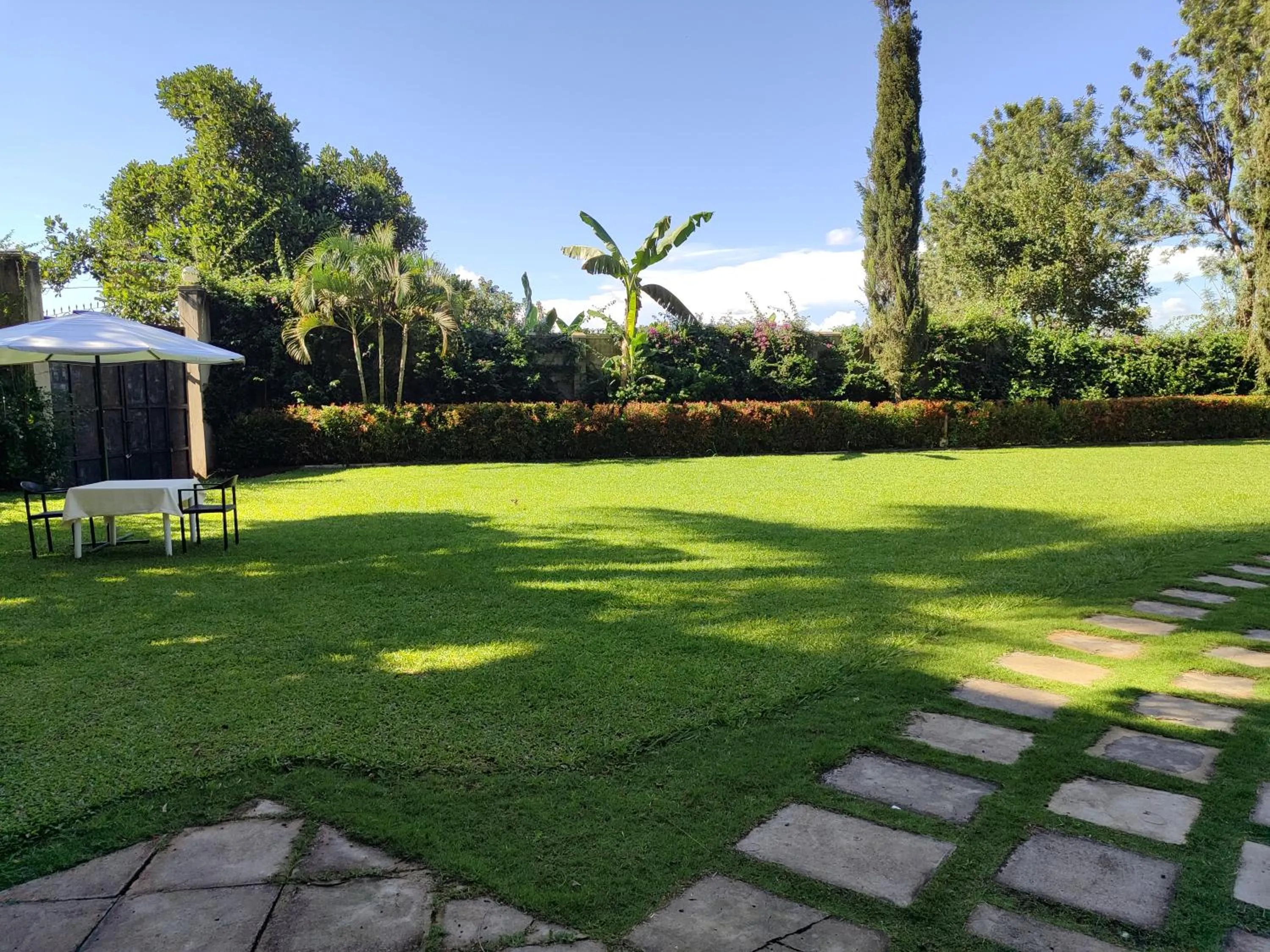 Garden in Garden Courts Hotel Masaka