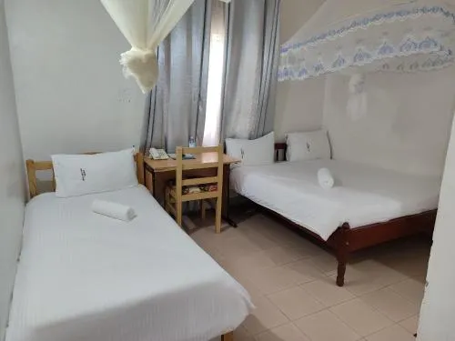 Budget Twin Room in Garden Courts Hotel Masaka