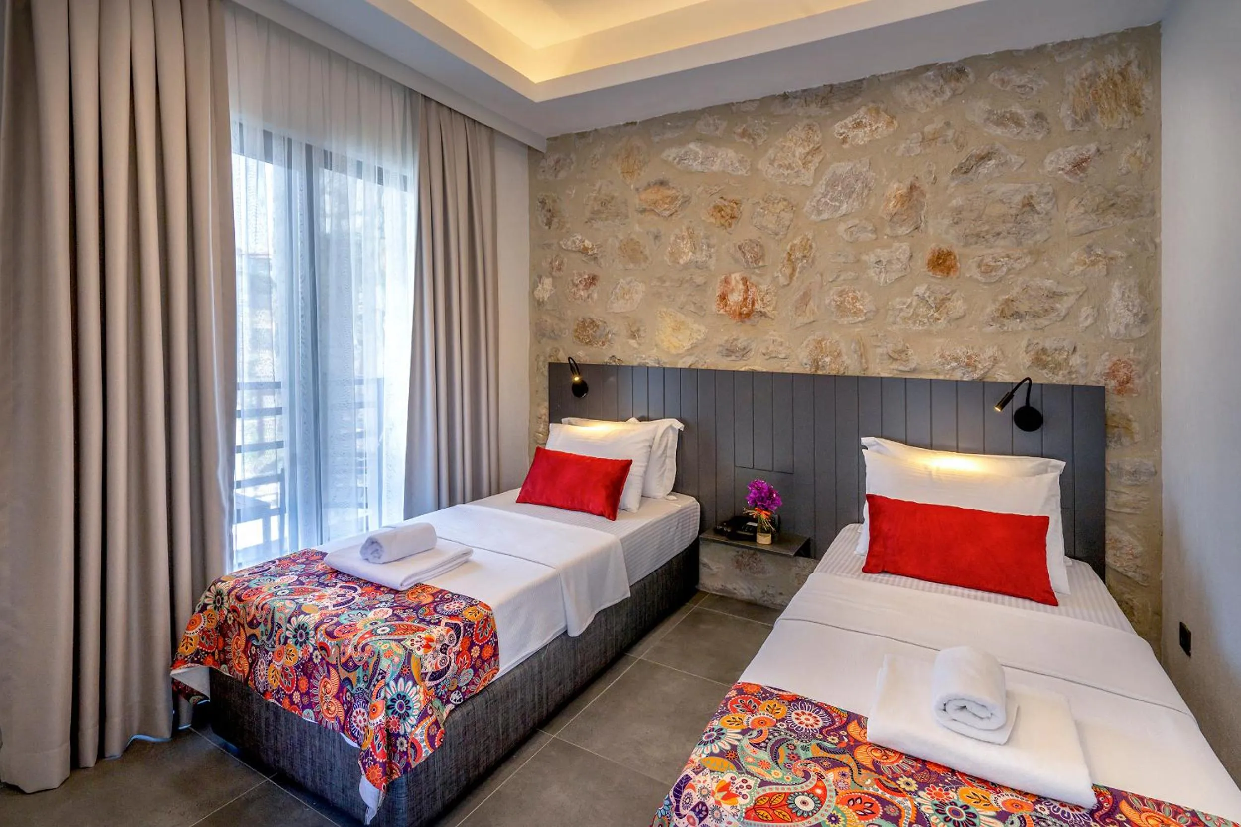 Bed in DADYA BORA HOTEL