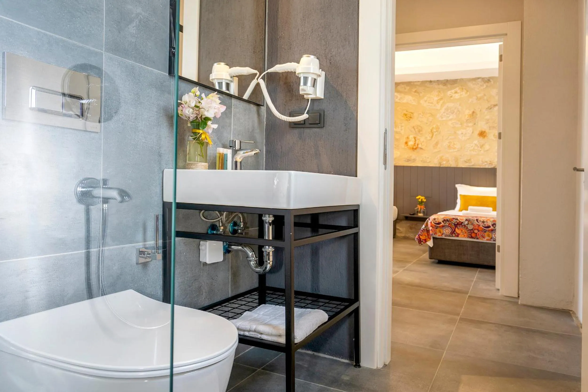 Bathroom in DADYA BORA HOTEL