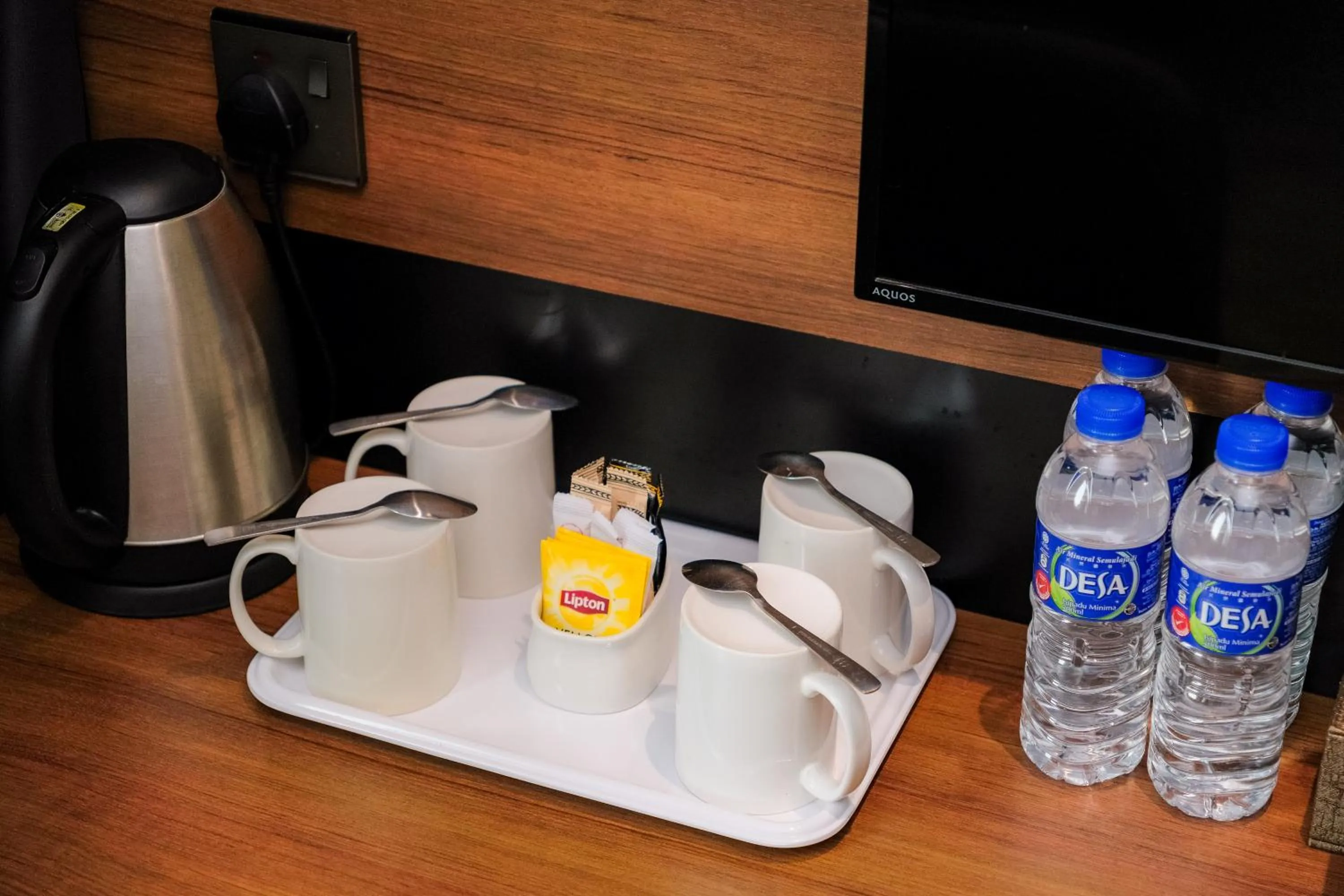 Coffee/tea facilities in NB HOTEL
