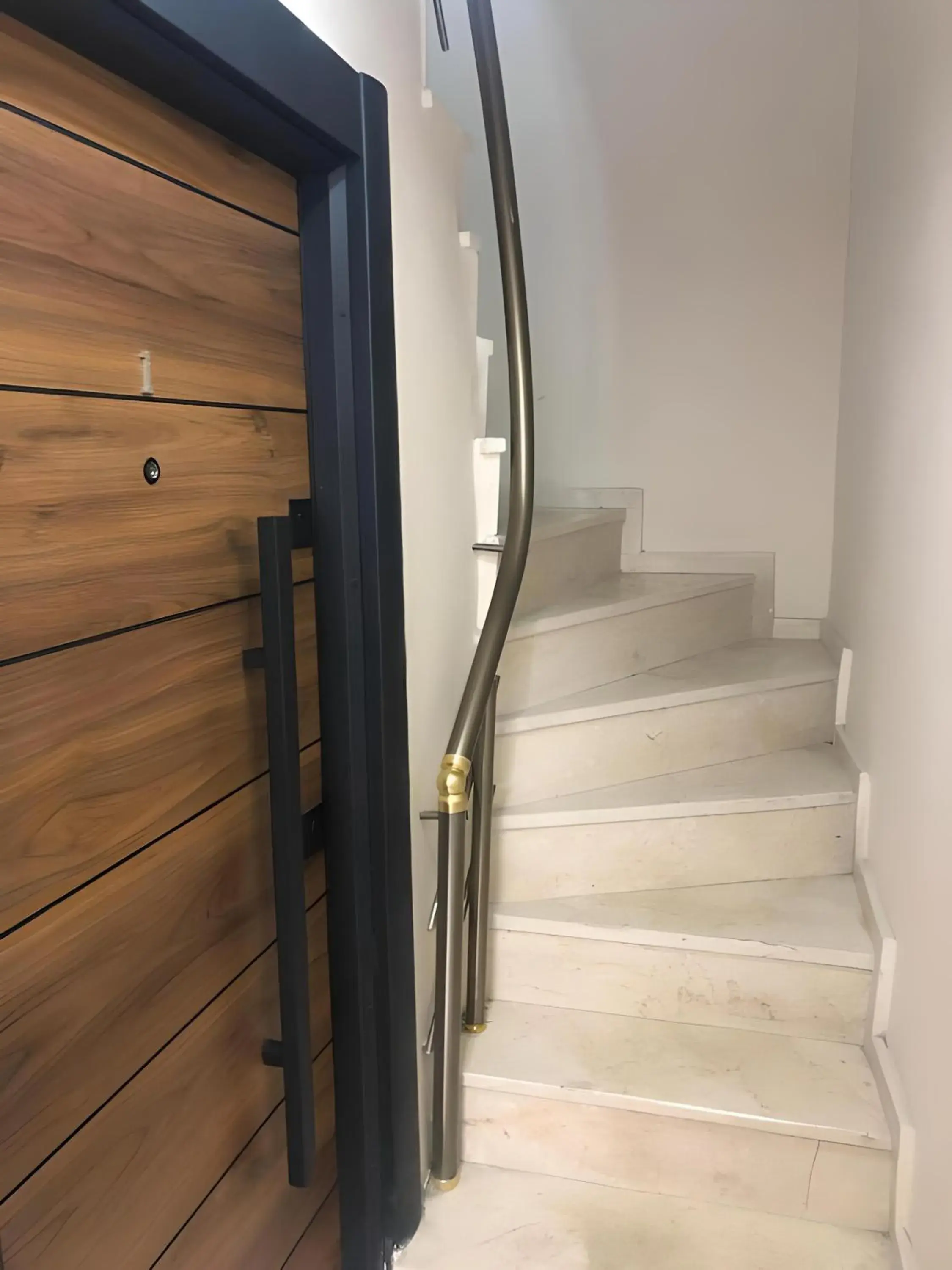 Property building in BLUE ROYAL HOTEL Property building in BLUE ROYAL HOTEL