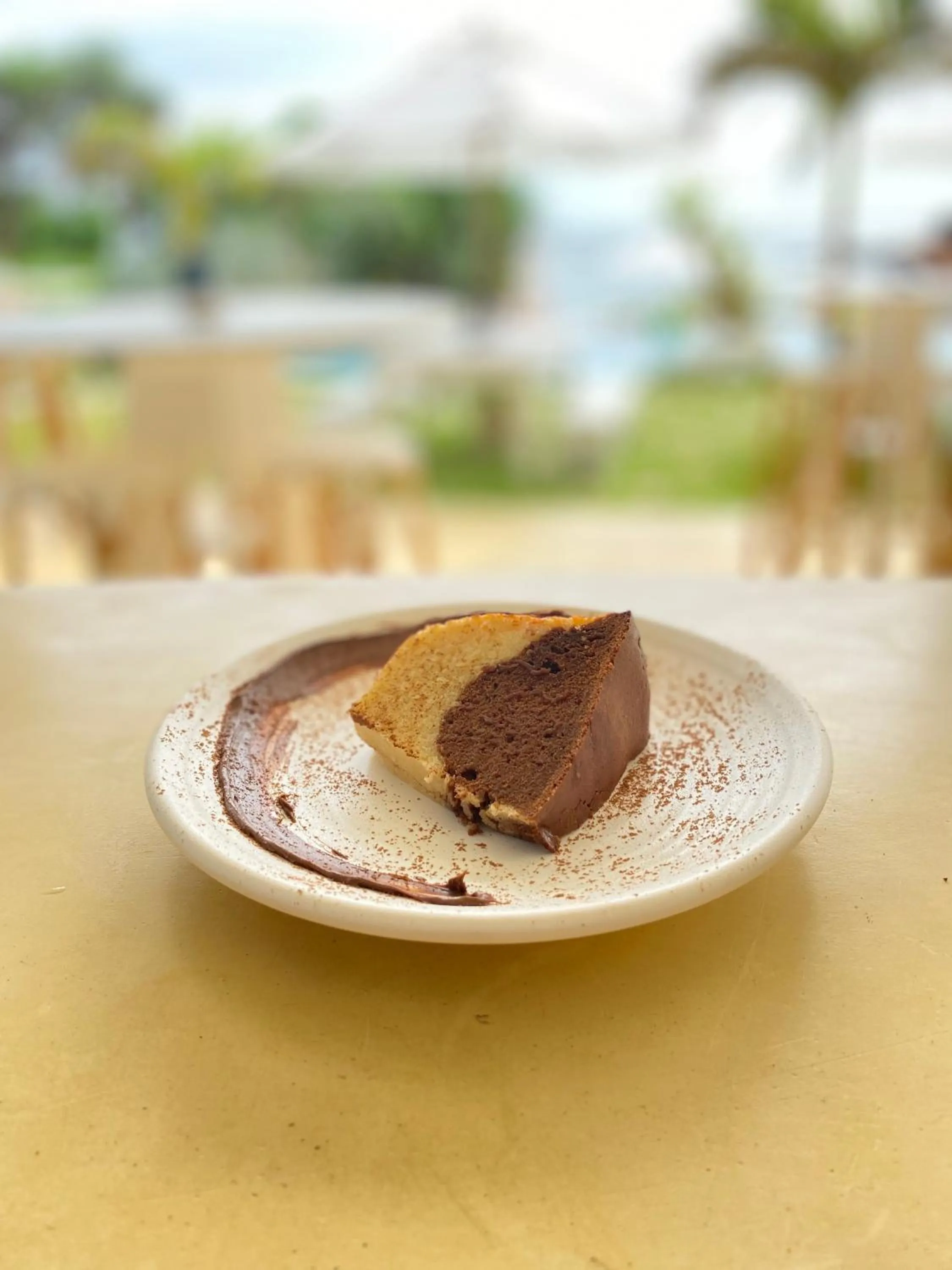 Food and drinks in Belika Beach