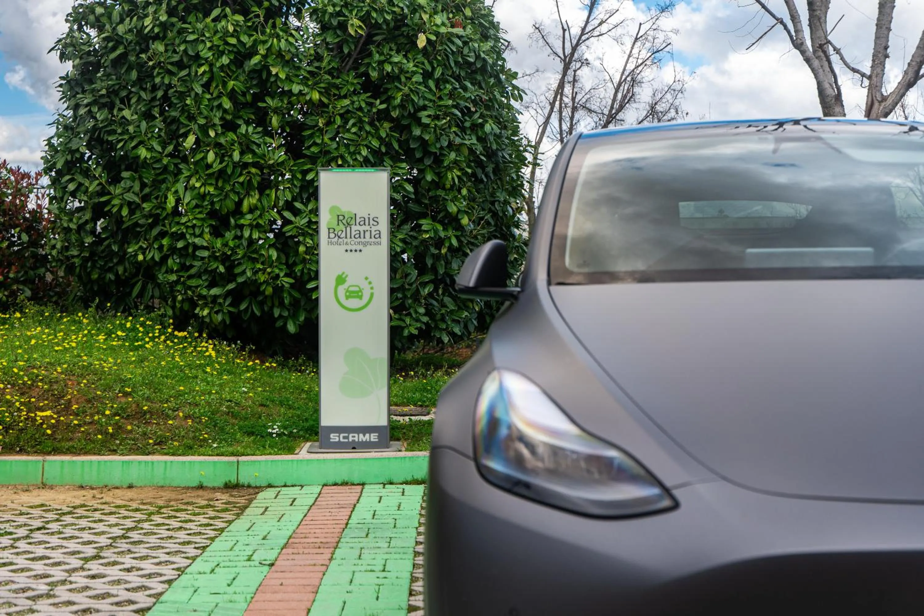 Parking in Relais Bellaria Hotel & Congressi