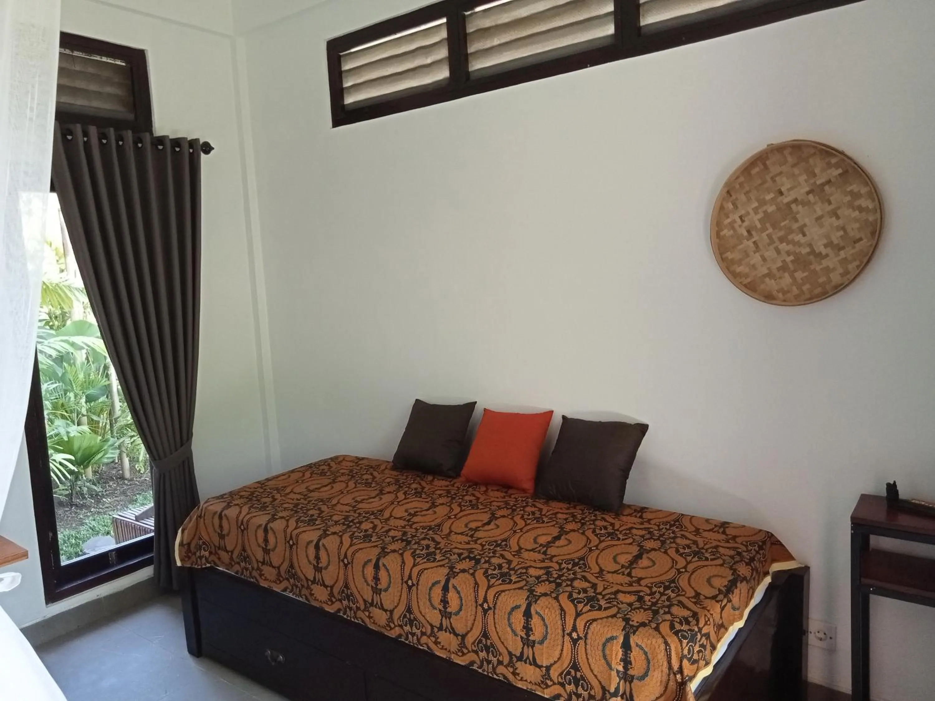 Bed in Villa Markisa Pakisan