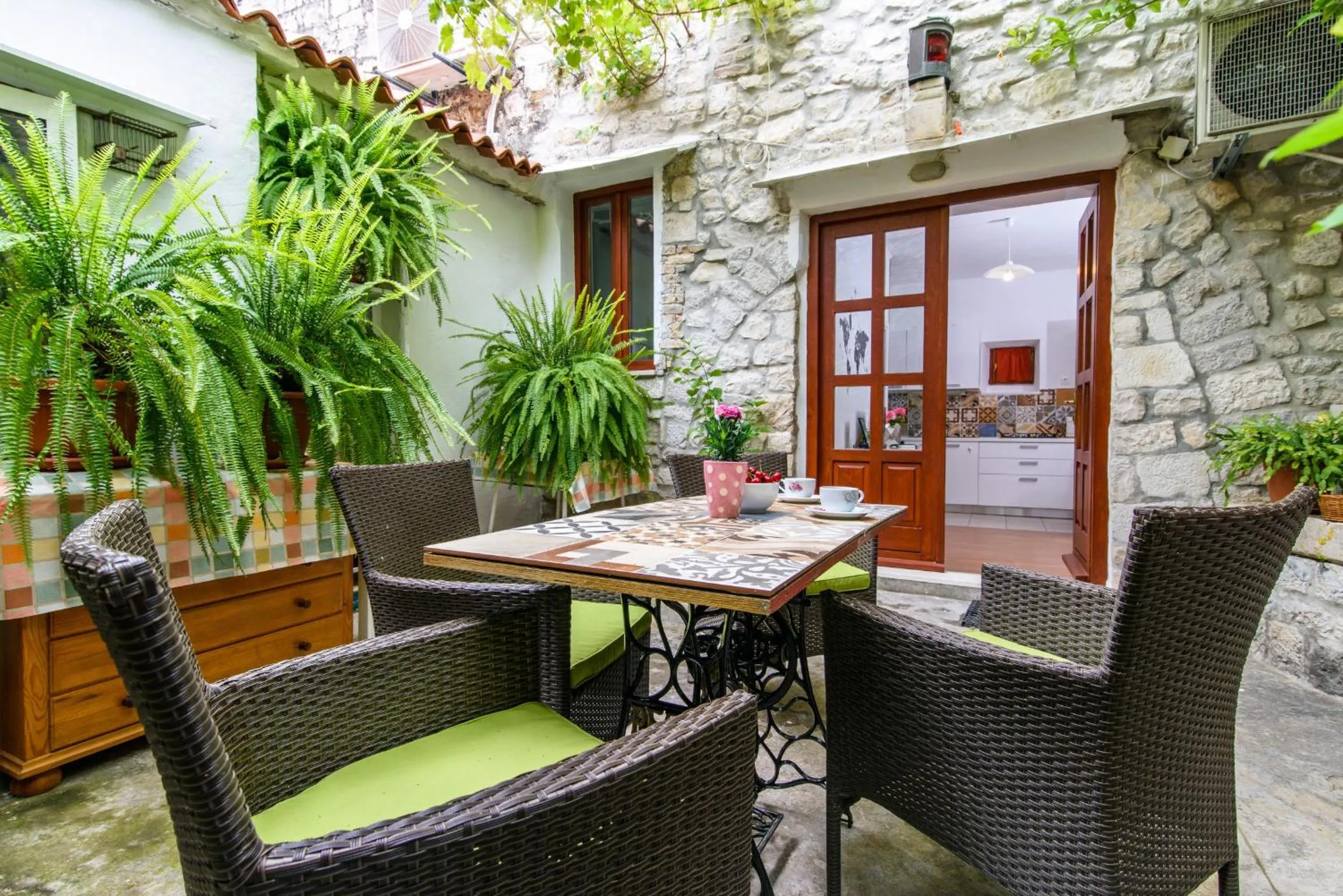 Patio in Studio Terrace Borgoforte